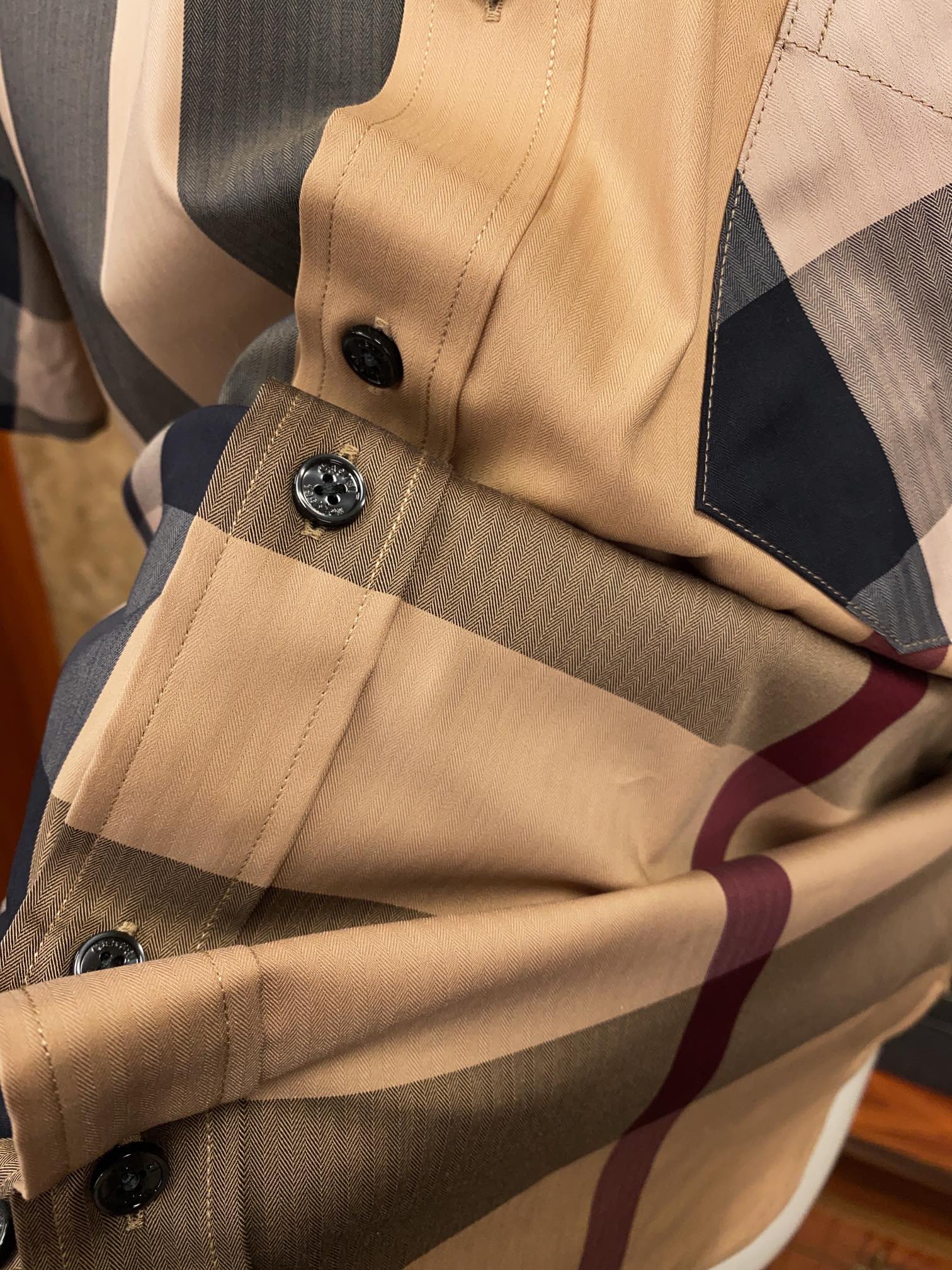 正品级别货！批260 Burberry巴宝莉 格子休闲衬衫 此批衬衫出自公司外贸原单，代工厂出品，品质杆