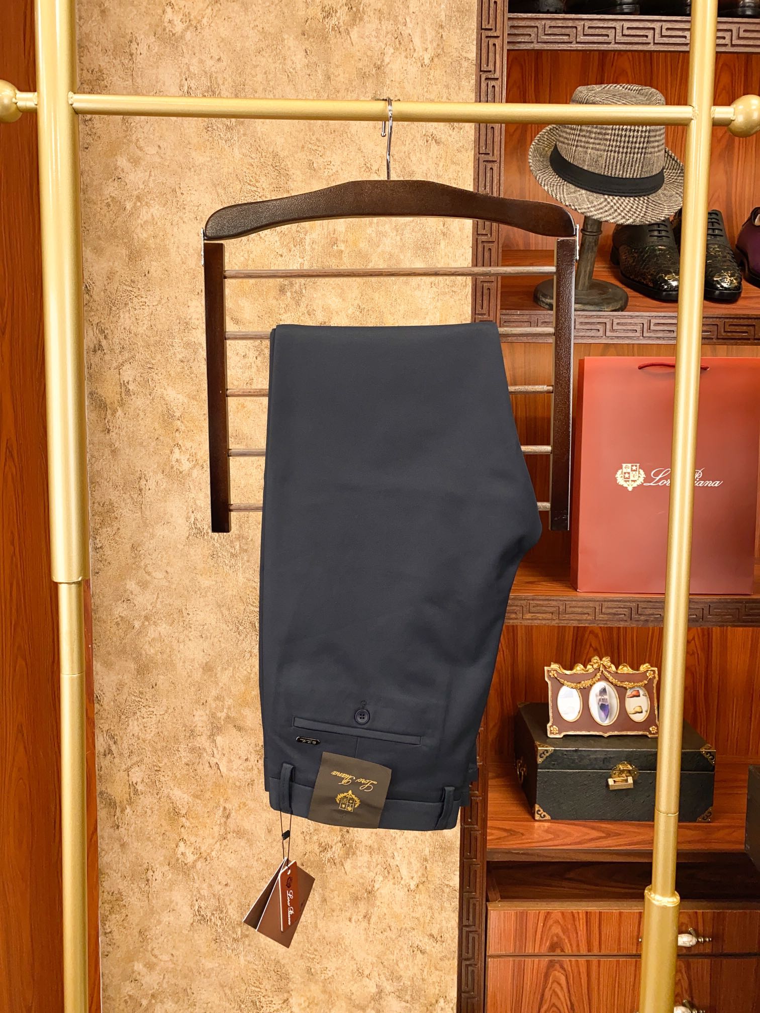 Loro Piana 正品代购级别 绝对好货 ！绝对好货 休闲西裤🔥🔥 【只做专柜对版货 市场版本千千万