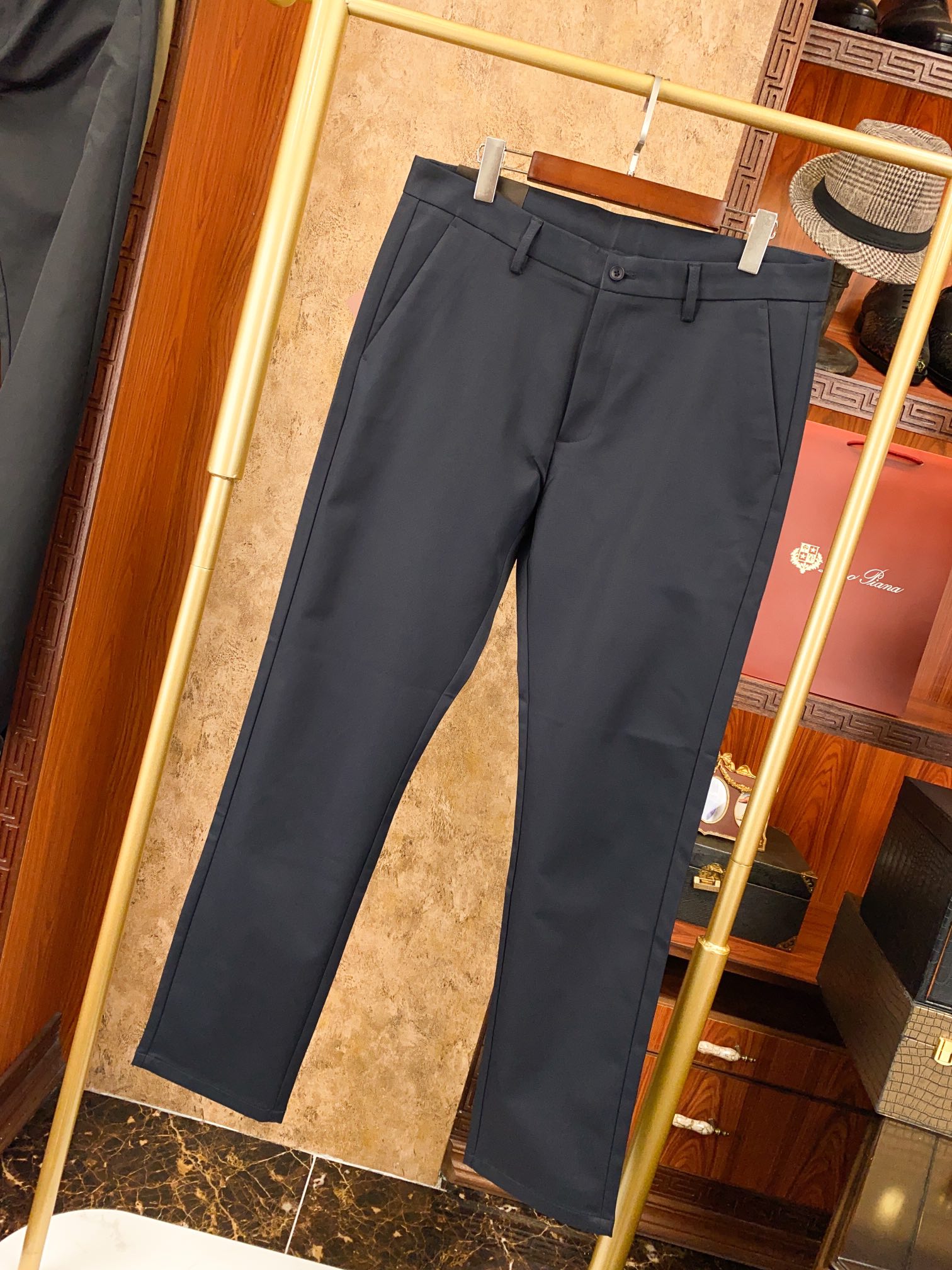 Loro Piana 正品代购级别 绝对好货 ！绝对好货 休闲西裤🔥🔥 【只做专柜对版货 市场版本千千万