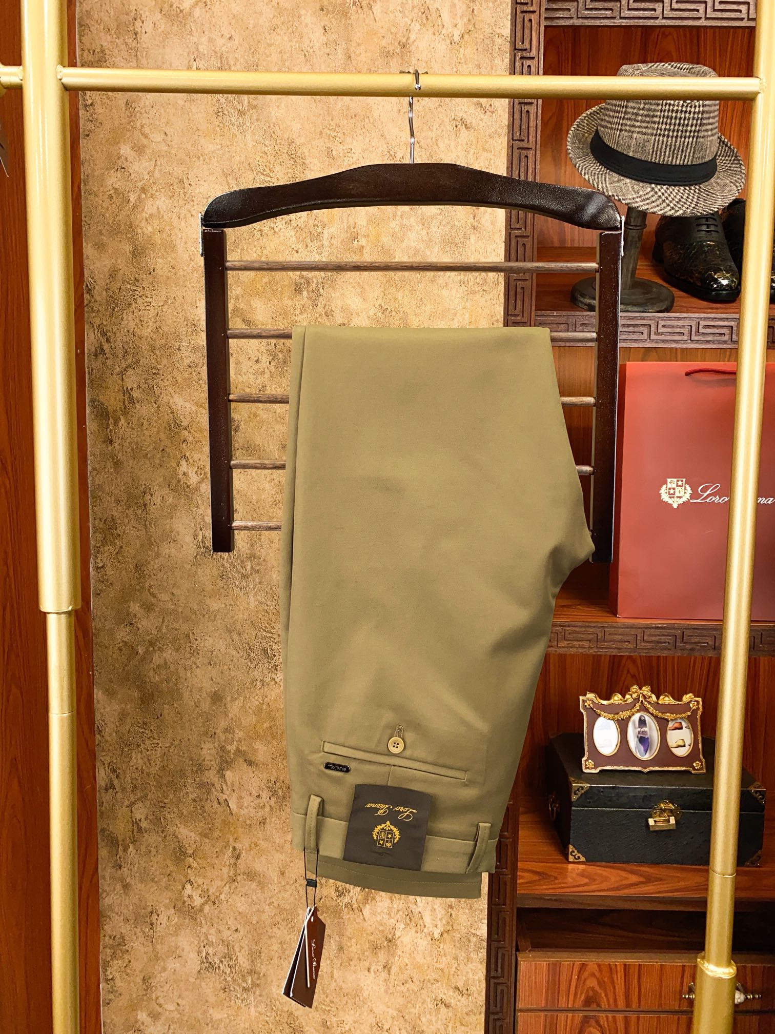 Loro Piana 正品代购级别 绝对好货 ！绝对好货 休闲西裤🔥🔥 【只做专柜对版货 市场版本千千万