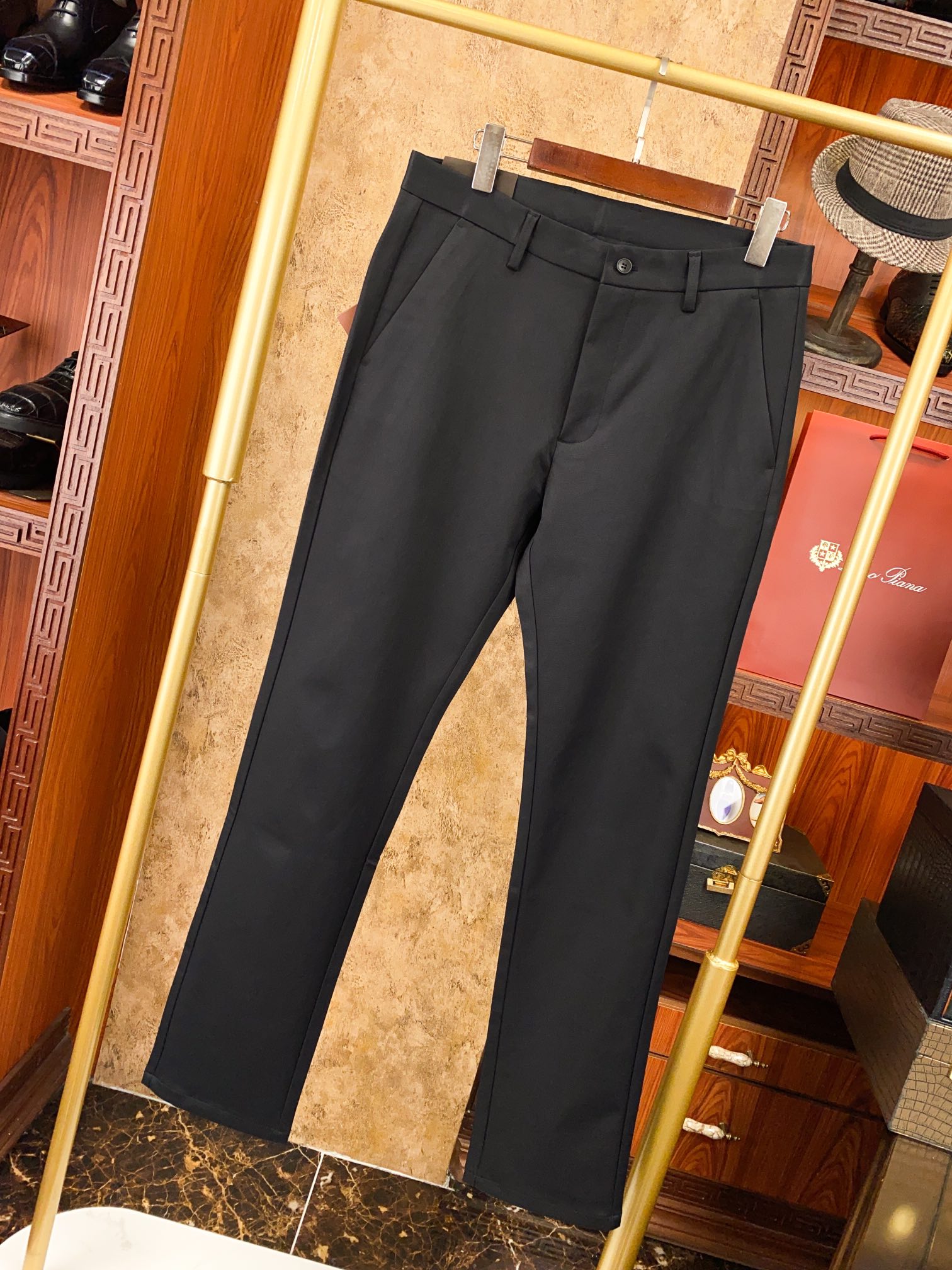 Loro Piana 正品代购级别 绝对好货 ！绝对好货 休闲西裤🔥🔥 【只做专柜对版货 市场版本千千万