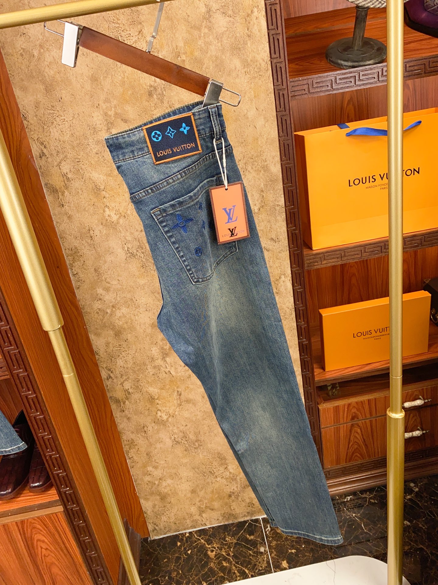 👍👍👍春夏新款！新款！绝对好货 ！绝对好货！1V专柜正品开发！🔥🔥 新款春夏 男士牛仔裤 批【只做对版货