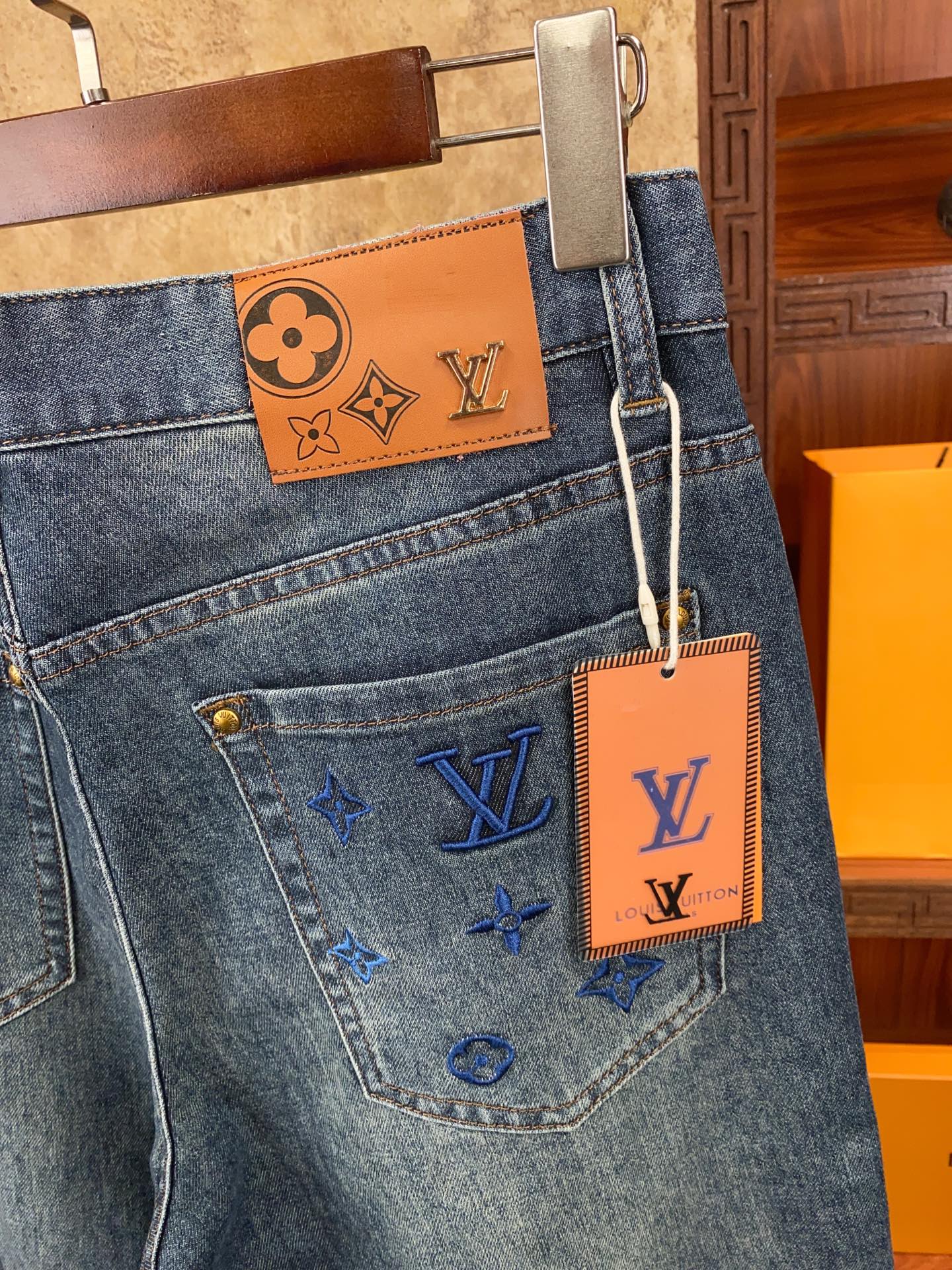 👍👍👍春夏新款！新款！绝对好货 ！绝对好货！1V专柜正品开发！🔥🔥 新款春夏 男士牛仔裤 批【只做对版货