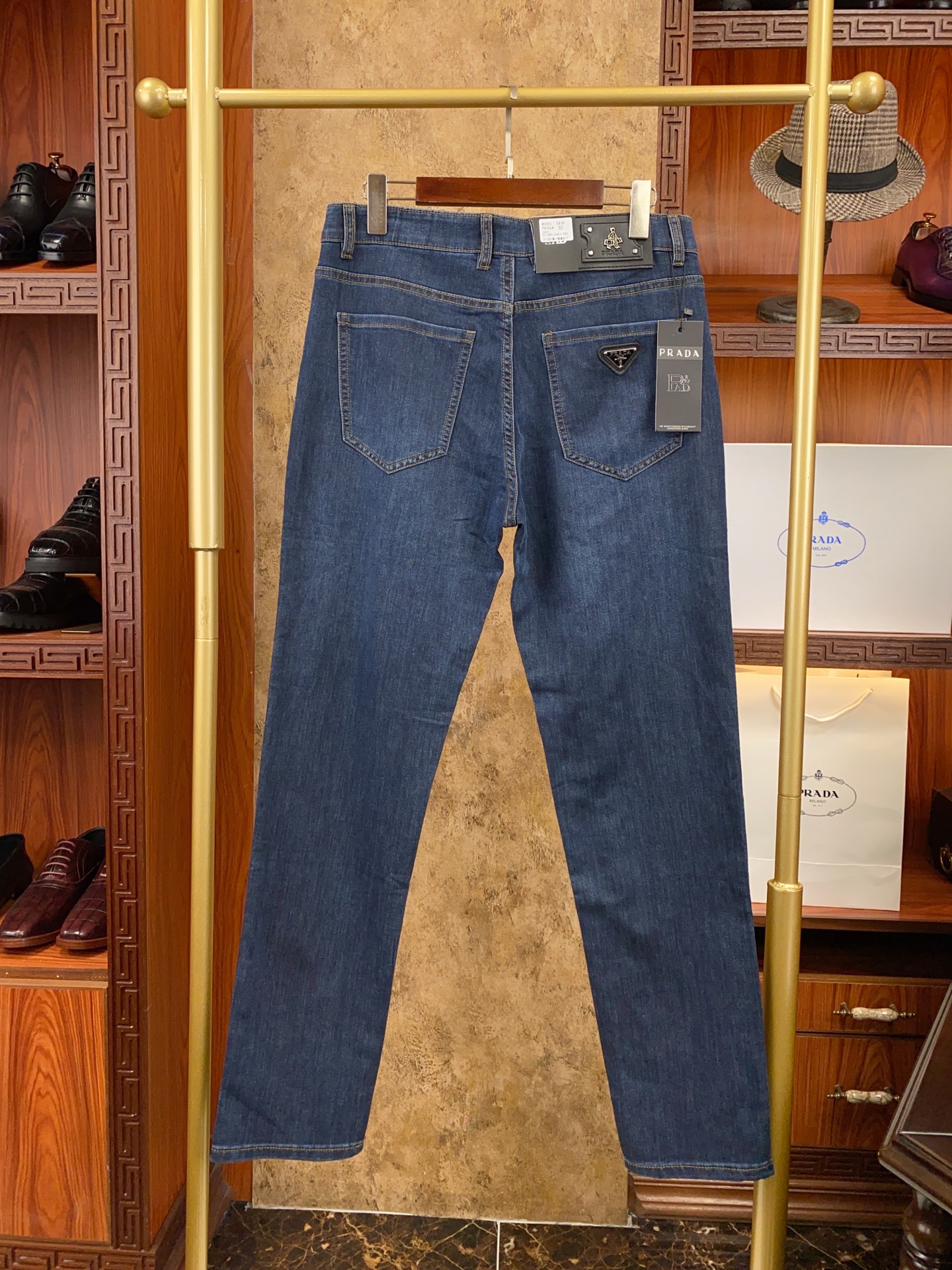 PRAD@ 普拉达 👍👍👍春夏新款！新款！绝对好货 ！绝对好货！专柜正品开发！🔥🔥 新款春夏 男士牛仔裤