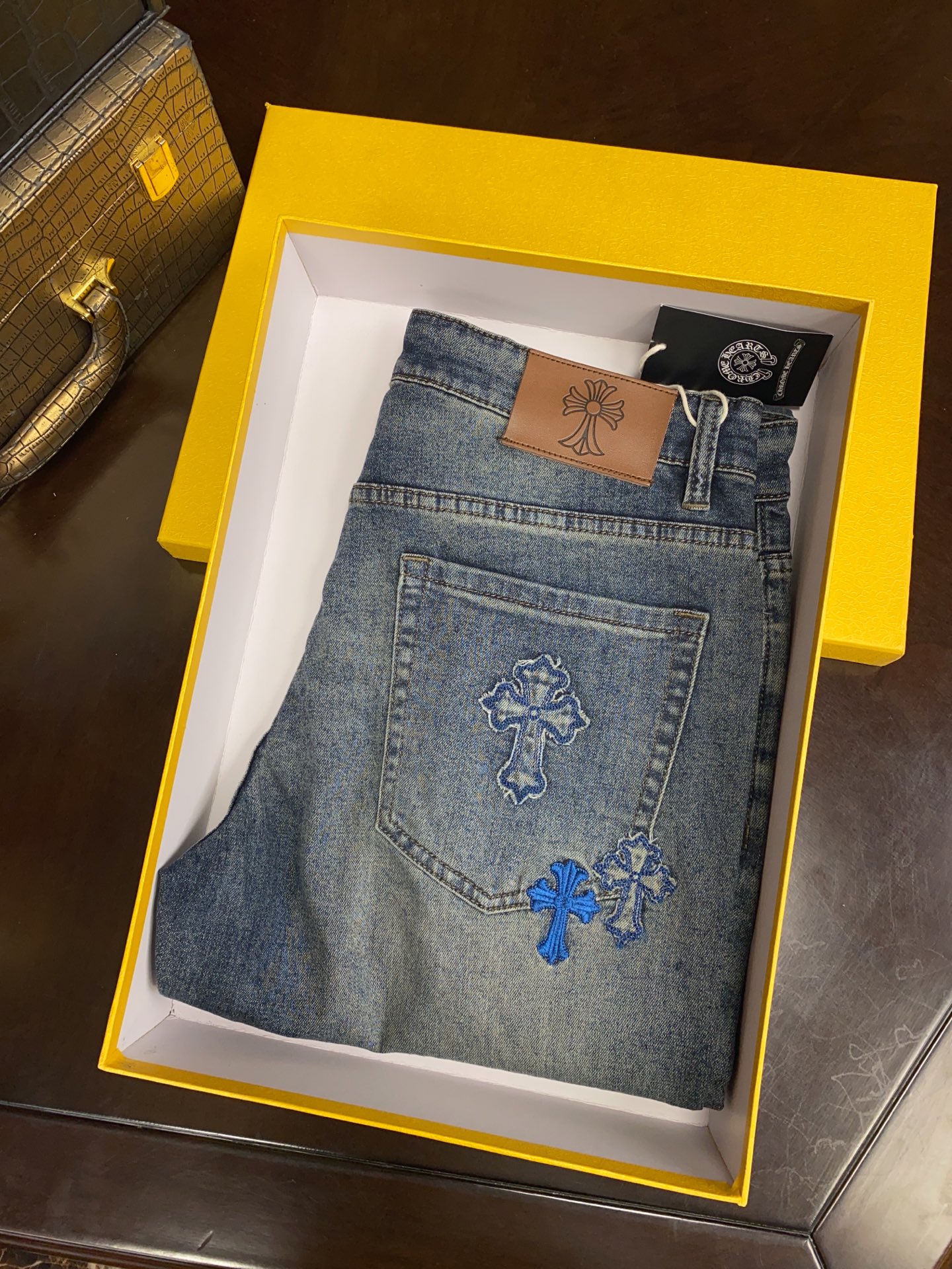 👍👍👍时尚潮流流量王 克罗心 春夏新款！新款！绝对好货 ！绝对好货！专柜正品开发！🔥🔥 新款春夏 男士牛