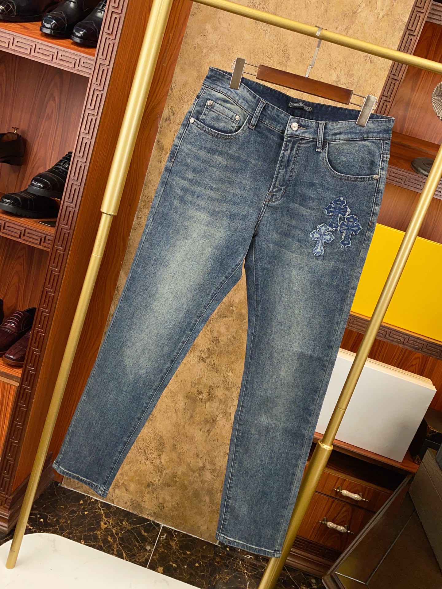 👍👍👍时尚潮流流量王 克罗心 春夏新款！新款！绝对好货 ！绝对好货！专柜正品开发！🔥🔥 新款春夏 男士牛