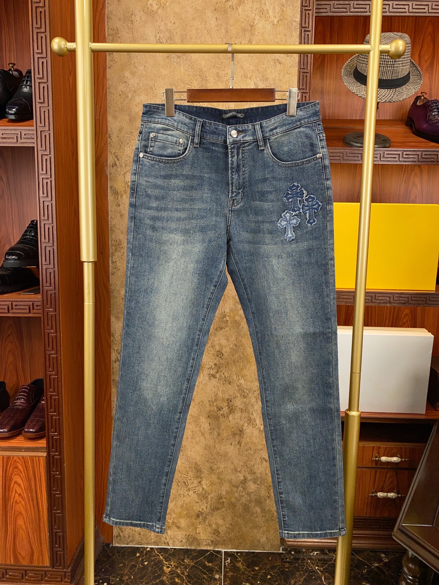 👍👍👍时尚潮流流量王 克罗心 春夏新款！新款！绝对好货 ！绝对好货！专柜正品开发！🔥🔥 新款春夏 男士牛