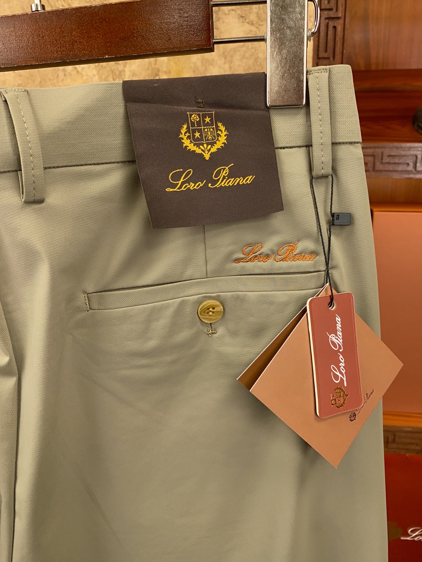 绝对好货 ！绝对好货Loro Piana 今年春夏新款 休闲西裤🔥🔥 【只做专柜对版货 市场版本千千万 