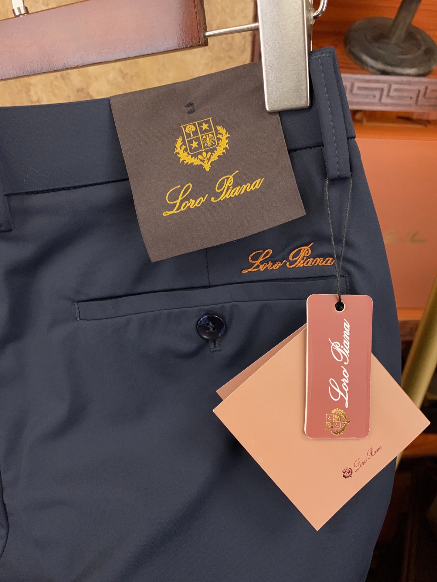 绝对好货 ！绝对好货Loro Piana 今年春夏新款 休闲西裤🔥🔥 【只做专柜对版货 市场版本千千万 