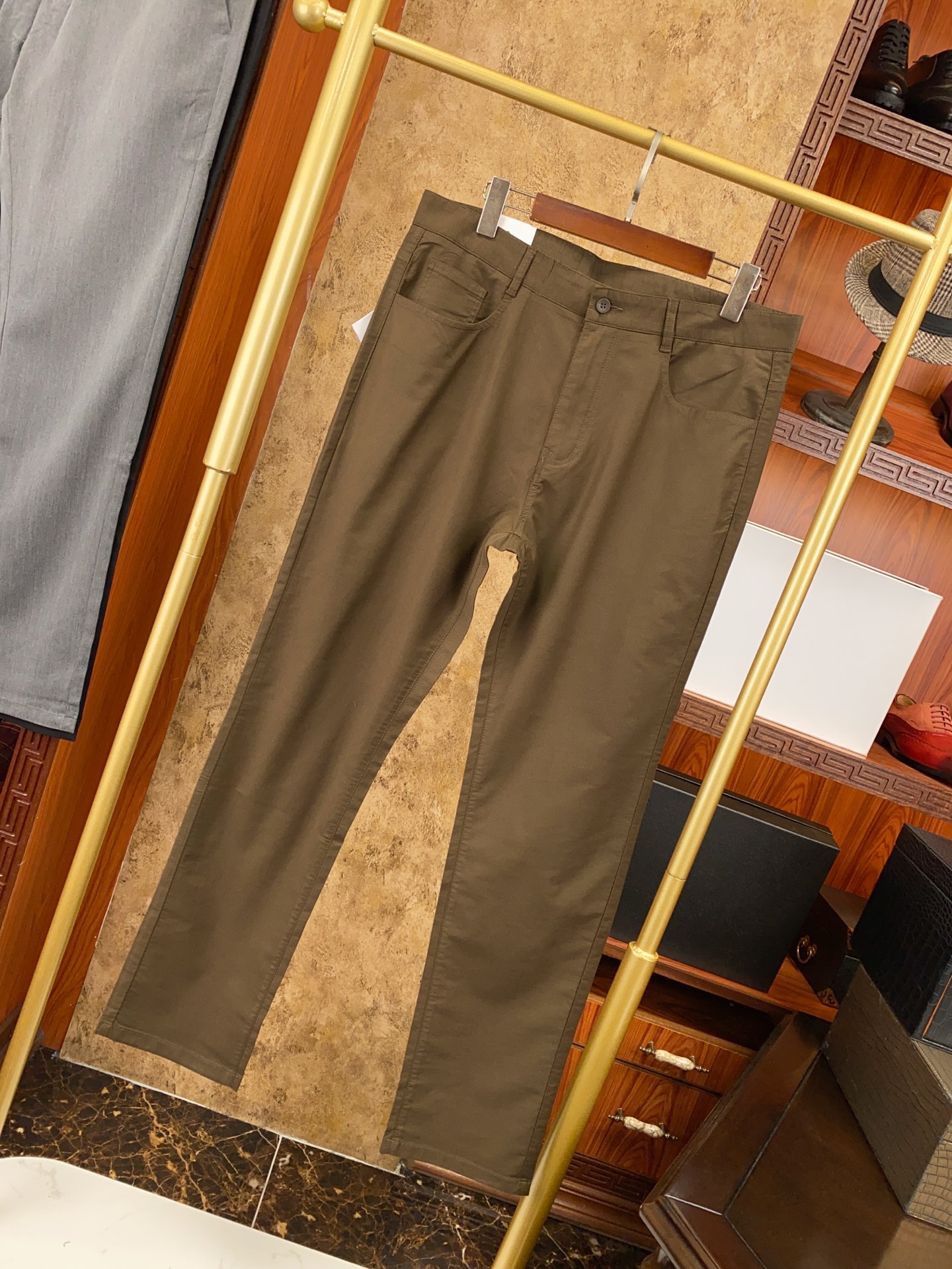 绝对好货 ！绝对好货BC 今年春夏新款 休闲西裤🔥🔥 【只做专柜对版货 市场版本千千万 要高端请认准咱家