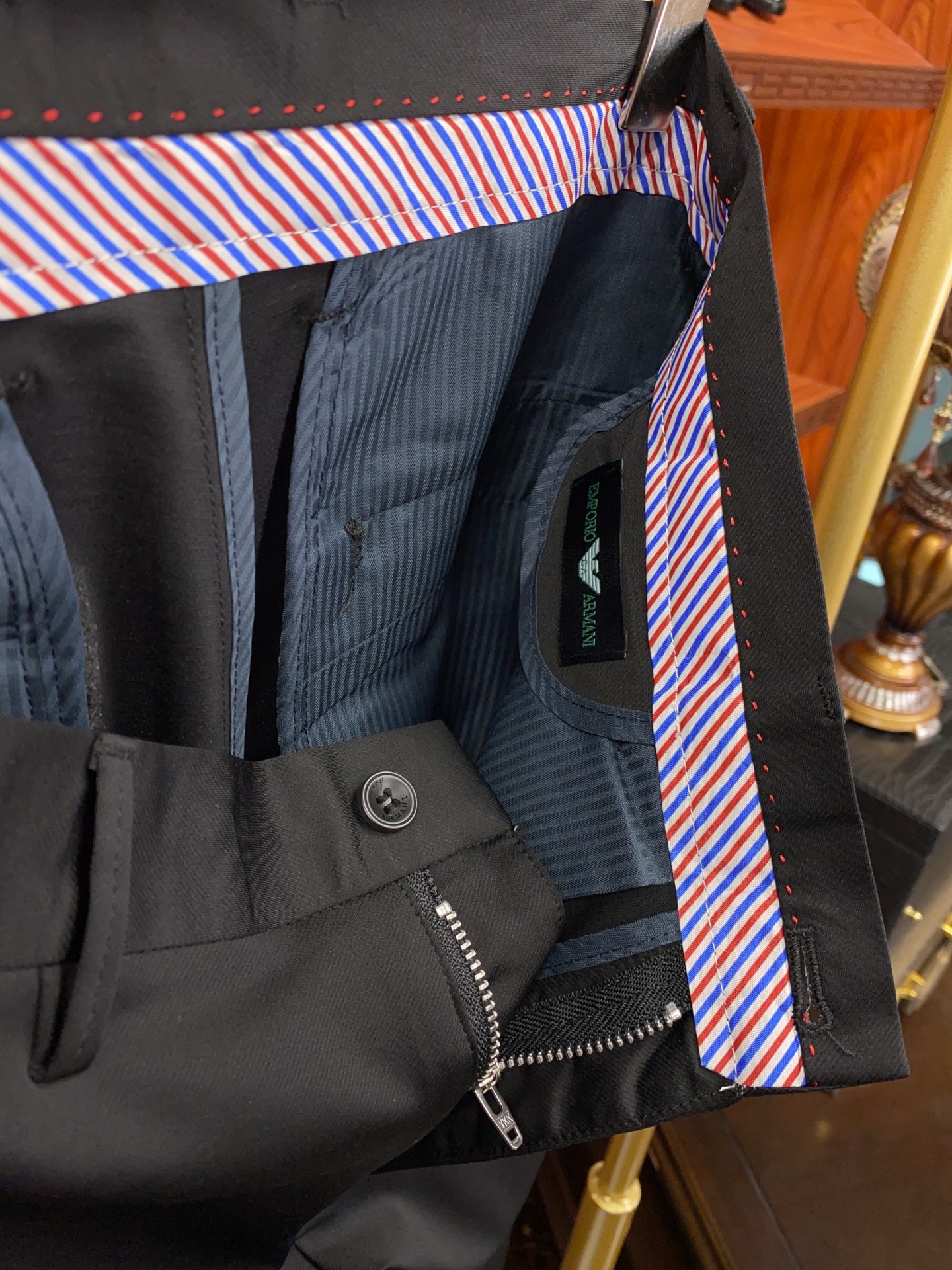 绝对好货 ！绝对好货阿玛尼 今年春夏新款薄款 休闲西裤🔥🔥 【只做专柜对版货 市场版本千千万 要高端请认