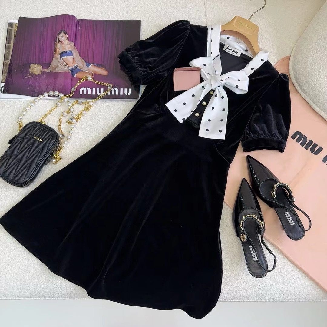 MiuMiu Clothing Dresses Black White Silk Fall Collection Vintage
