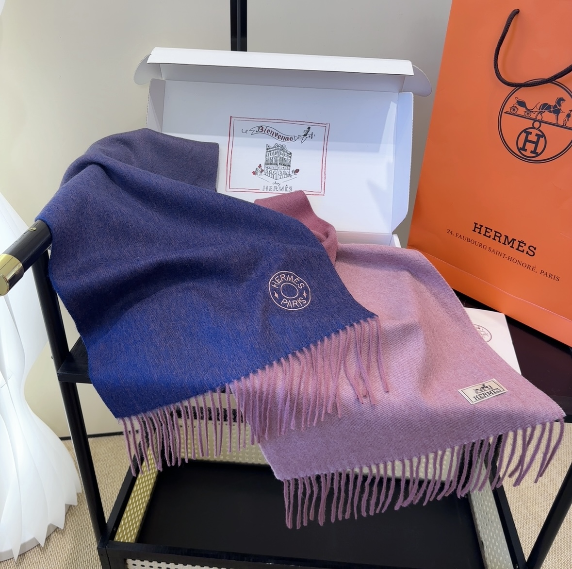 【▪️家属福利来了！！爱马仕高端重磅男士围巾！】怒赞推荐，激动~！！下手绝对要快，同步专柜，最高端的男士