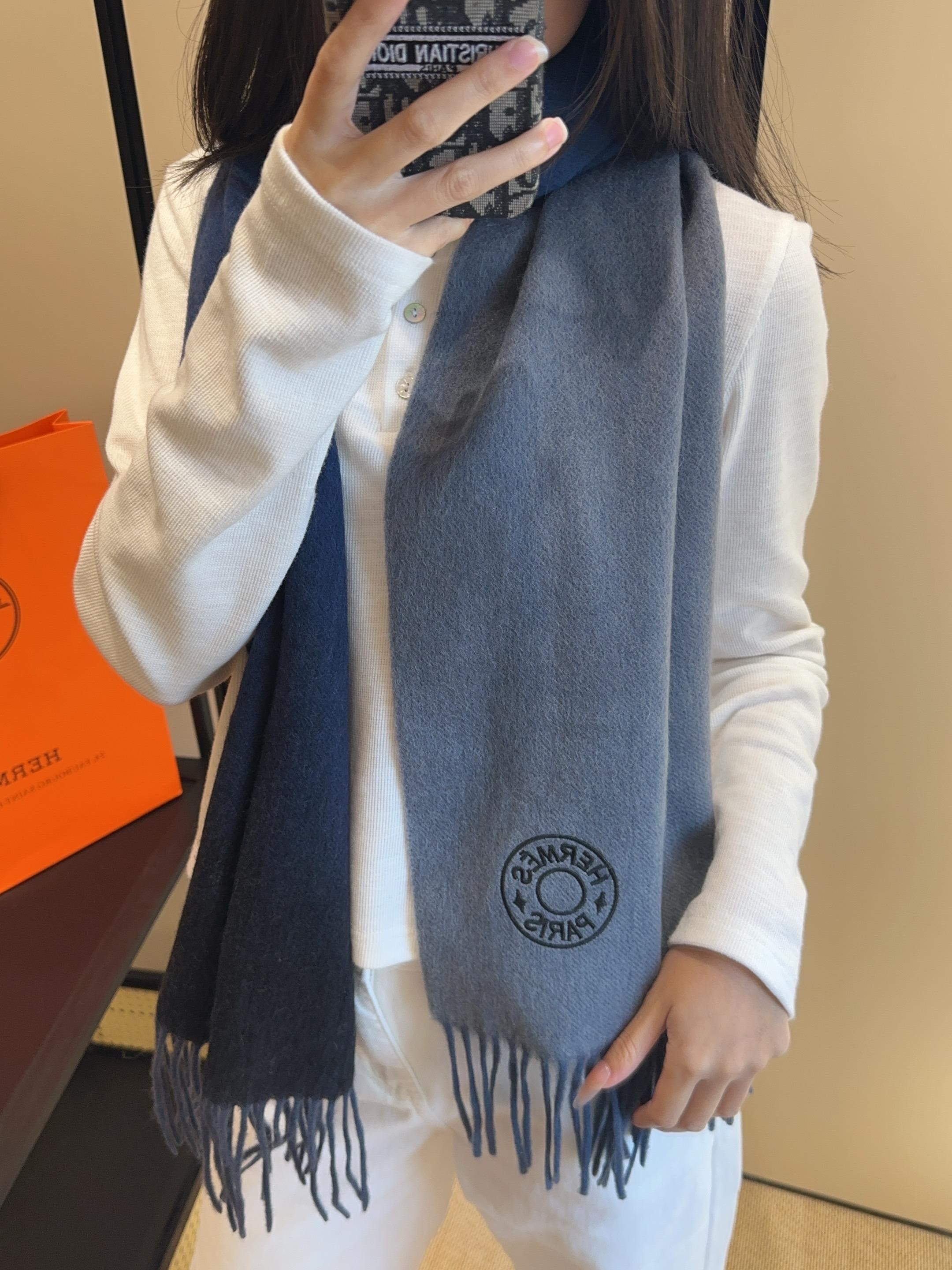 【▪️家属福利来了！！爱马仕高端重磅男士围巾！】怒赞推荐，激动~！！下手绝对要快，同步专柜，最高端的男士