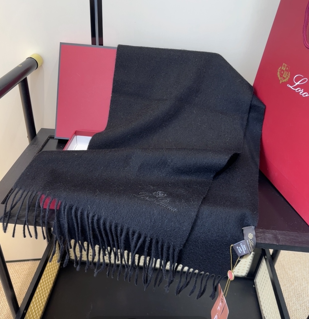 🆕Loro Piana · 【贸易公司尾单，极品山羊绒围巾披肩】送人自留都太高大上了😍重磅上新，爆款爆款