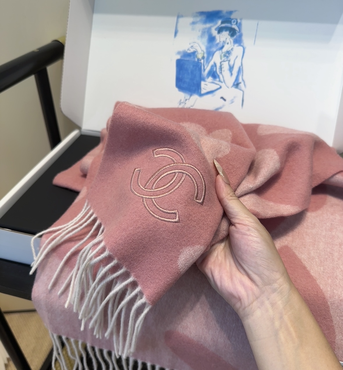 【▪Chanel · 香奈儿难得一见的温柔配色，超级迷恋❗️气质低调恬静又不失优雅❗️】重点推荐❗️高级