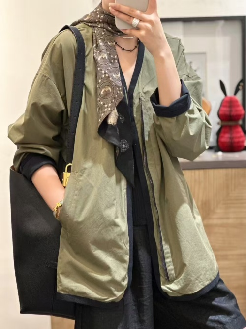 Reversible Zip-Up Cotton Windbreaker Jacket, Versatile Two-Tone Outerwear 1 Reversible Zip-Up Cotton Windbreaker Jacket, Versatile Two-Tone Outerwear