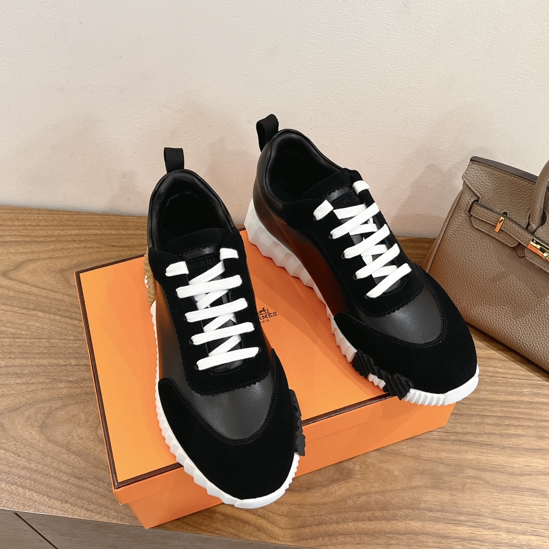 Hermes Men's and Women's Black Leather and Suede Low-Top Sneakers 4 i1731709500 8254 0