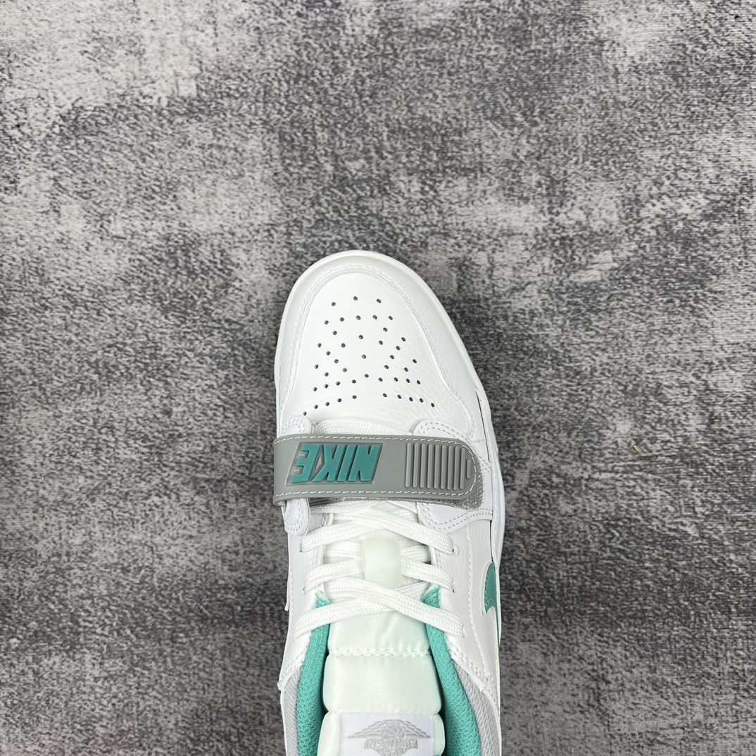 Air Jordan Legacy AJ312 Low