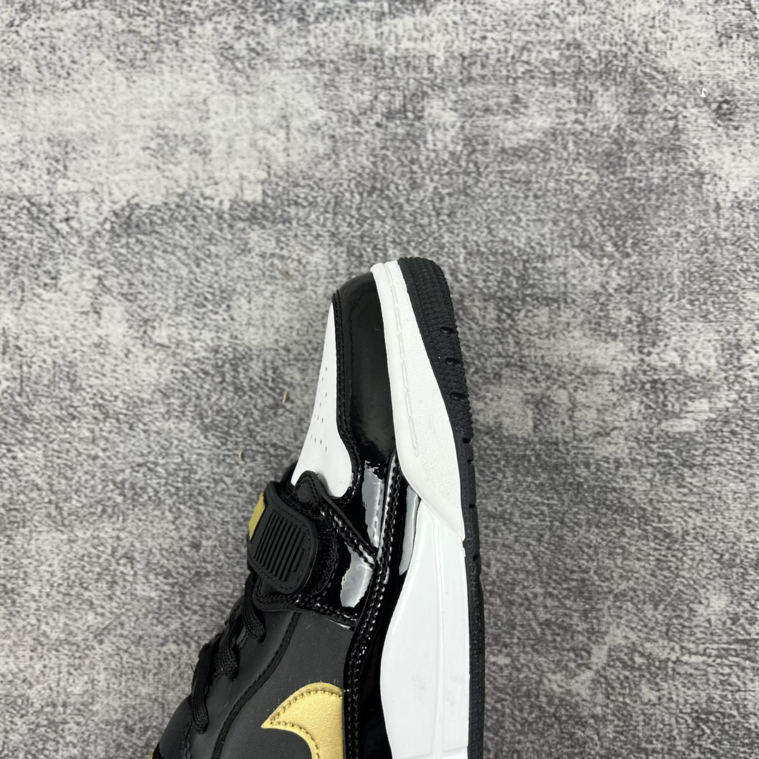 Air Jordan Legacy AJ312 Low