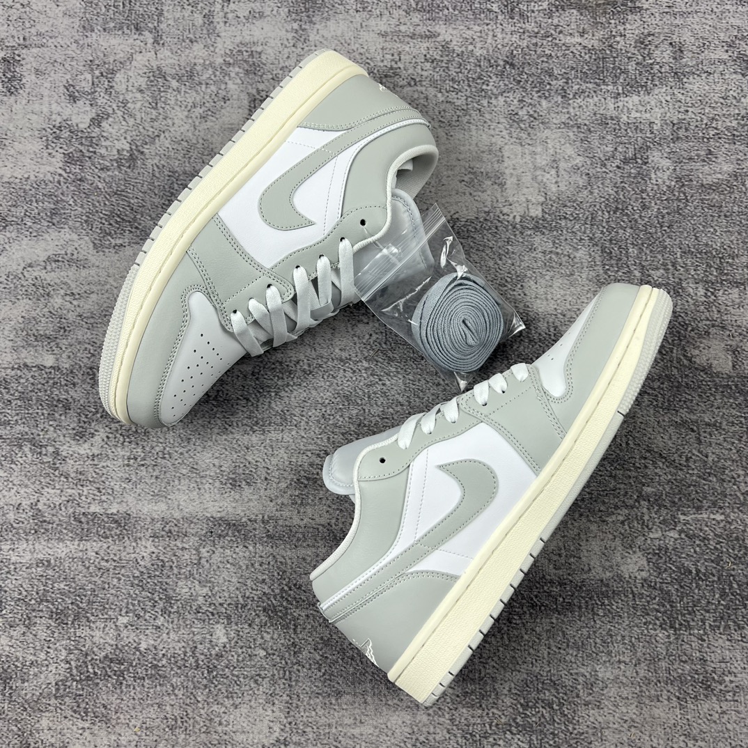 Air Jordan AJ1 Low DC0774-105