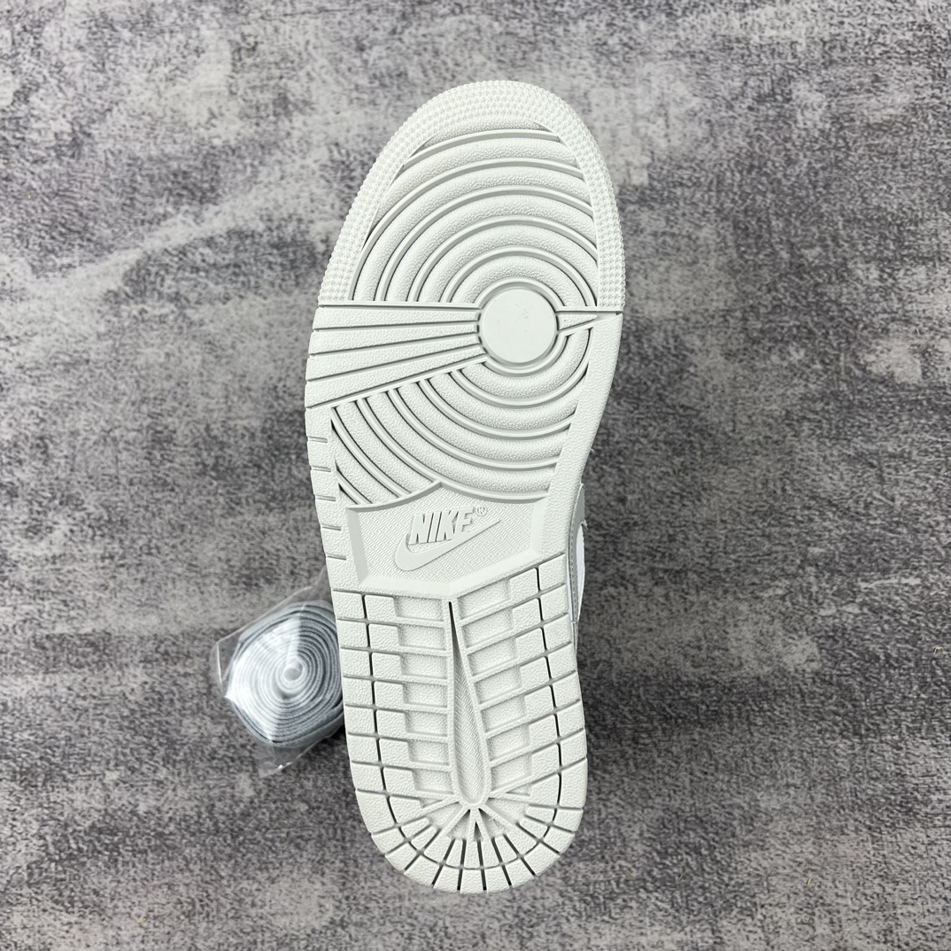 Air Jordan AJ1 Low DC0774-105