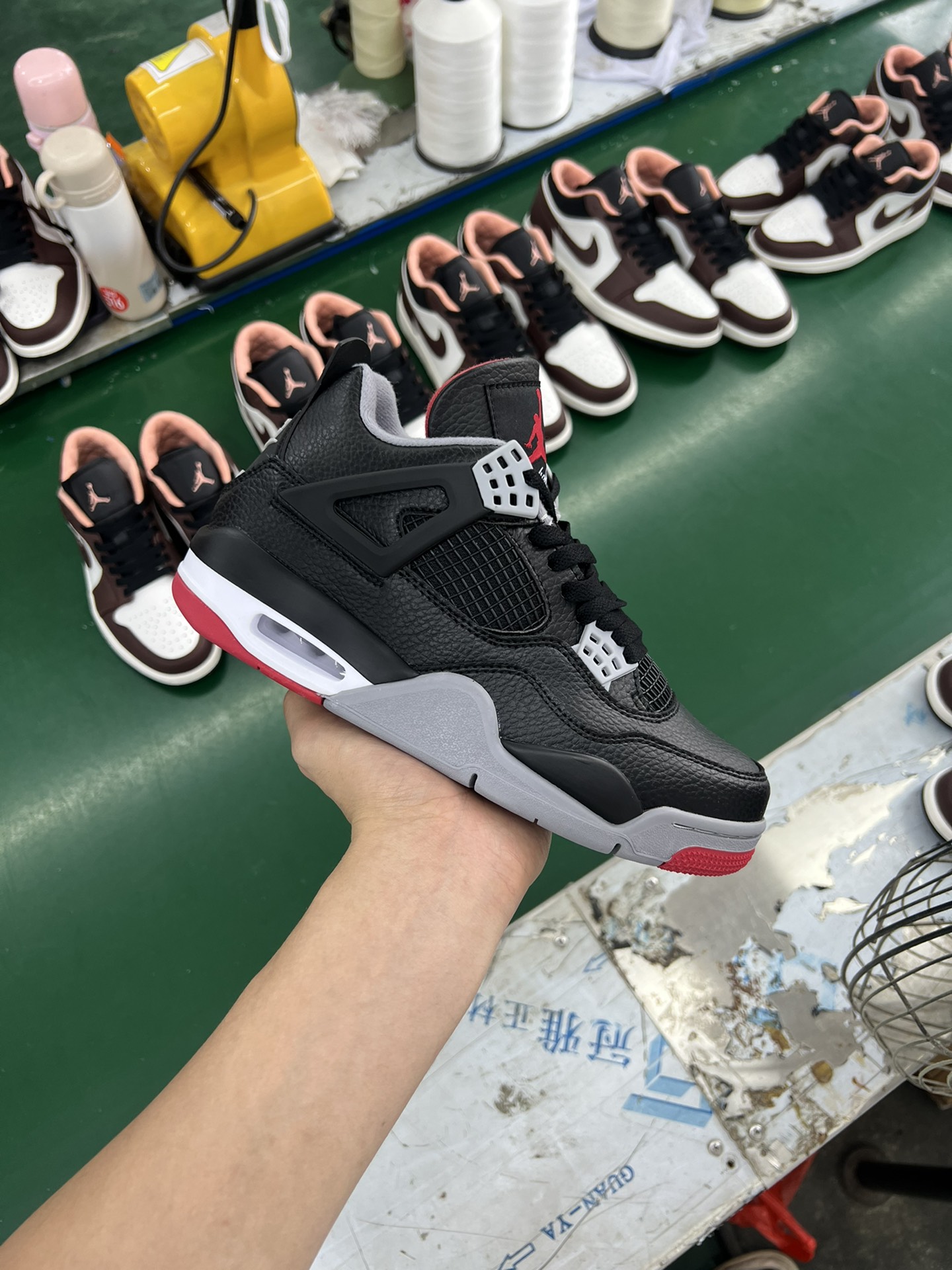 Air Jordan 4 Retro: Classic Style, Superior Comfort - Available Now! 10 i1716622130 6090 10