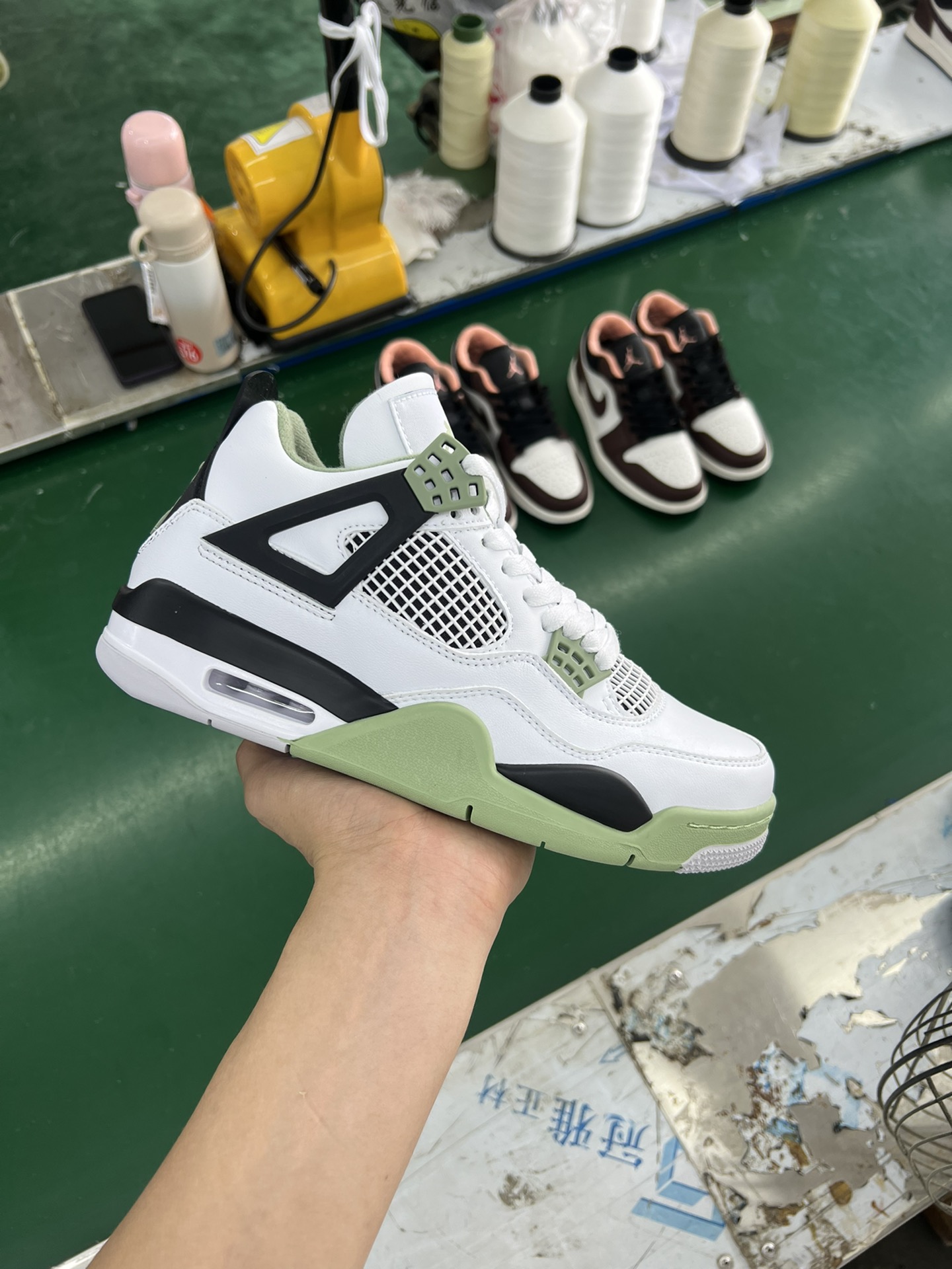 Air Jordan 4 Retro: Premium Comfort and Timeless Style, Perfect for Everyday Wear 8 i1716622189 5874 1