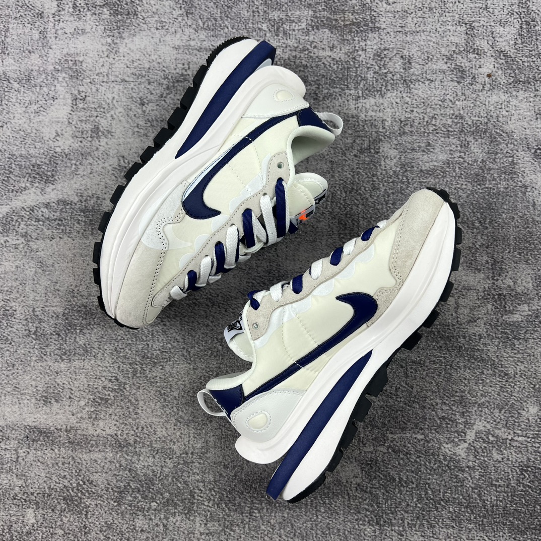 Sacai x NK VaporWaffle 3.0