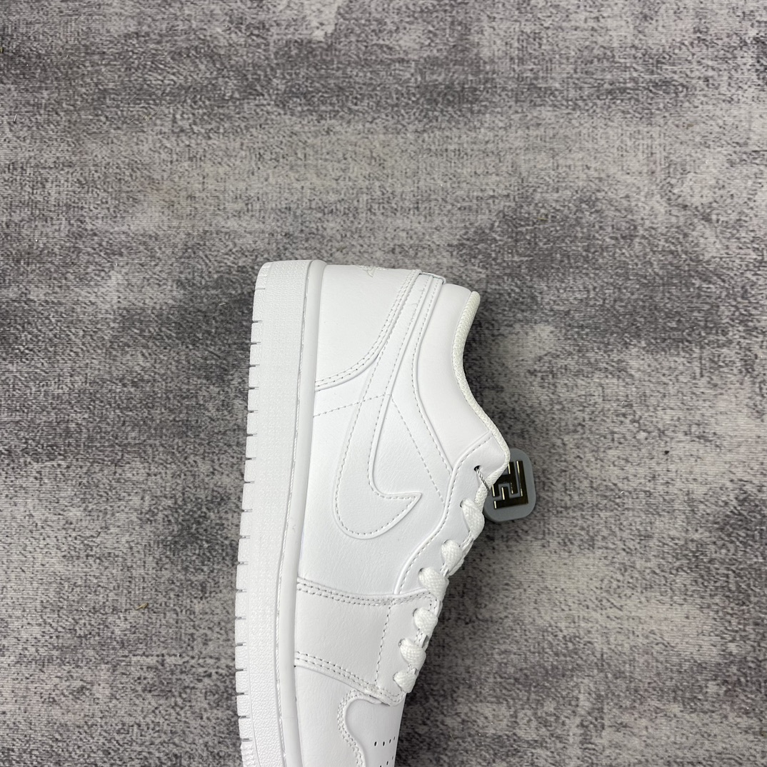 Air Jordan 1 Low AJ11