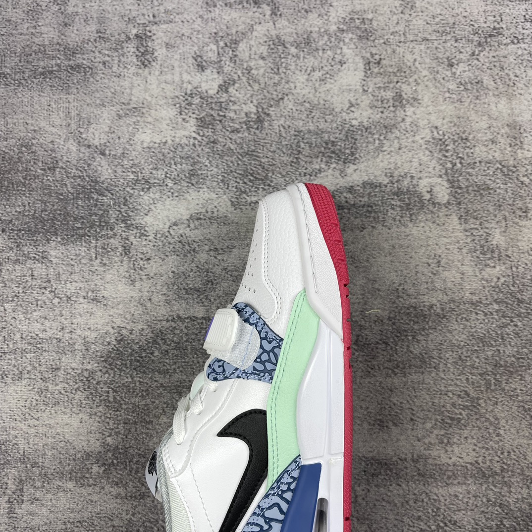 Air Jordan Legacy AJ312 Low