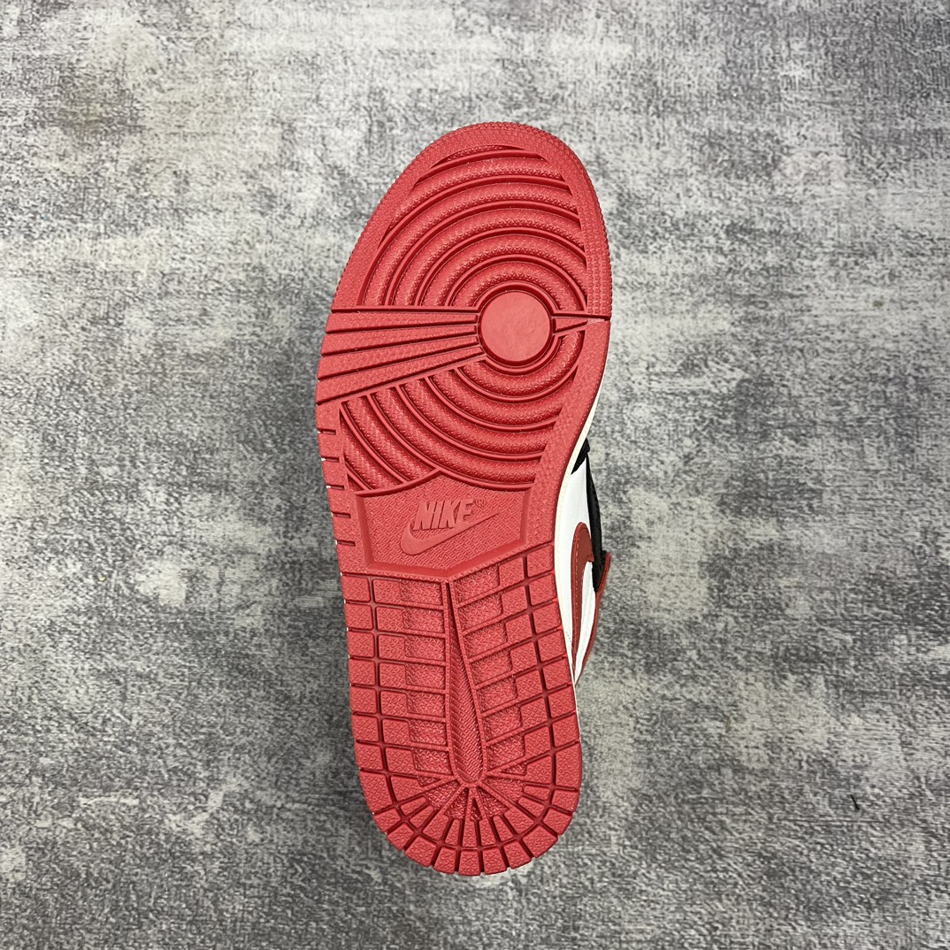 Air Jordan AJ1 Retro High Air Jordan AJ1 Retro High