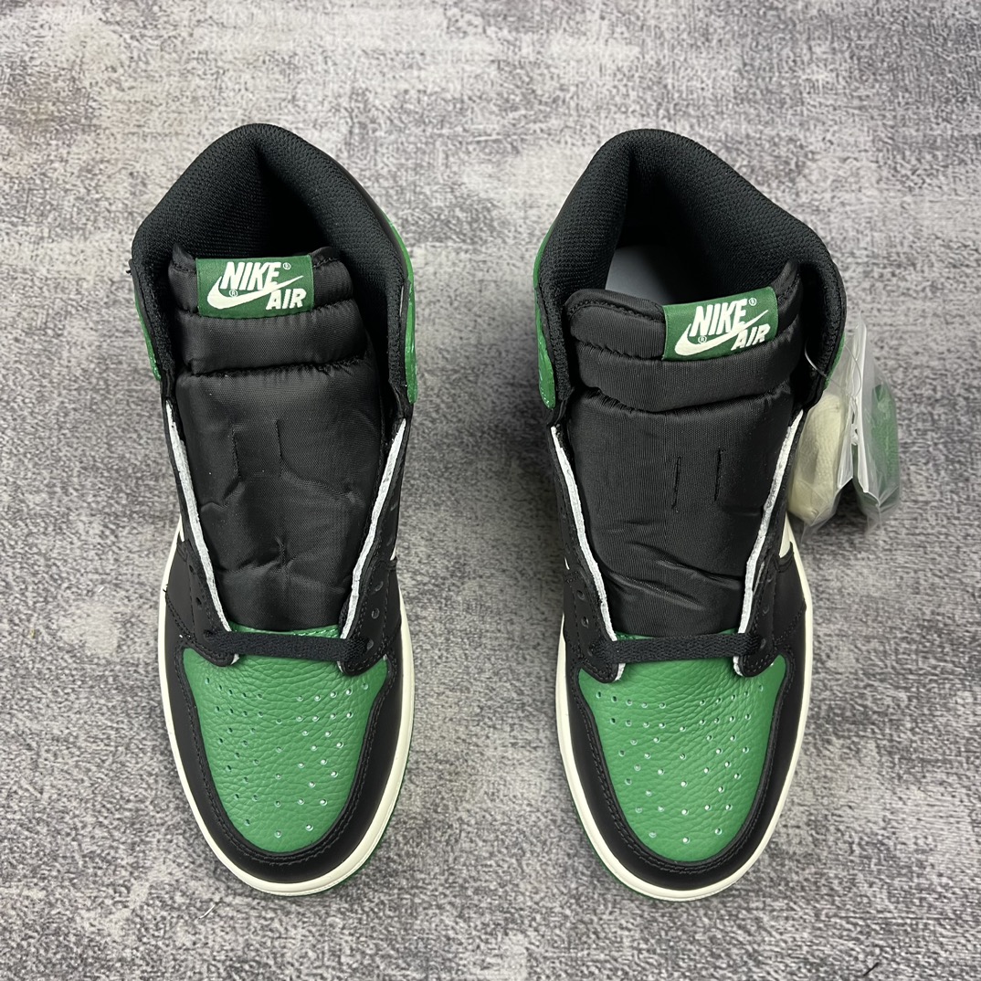 Air Jordan AJ1 Retro High Air Jordan AJ1 Retro High