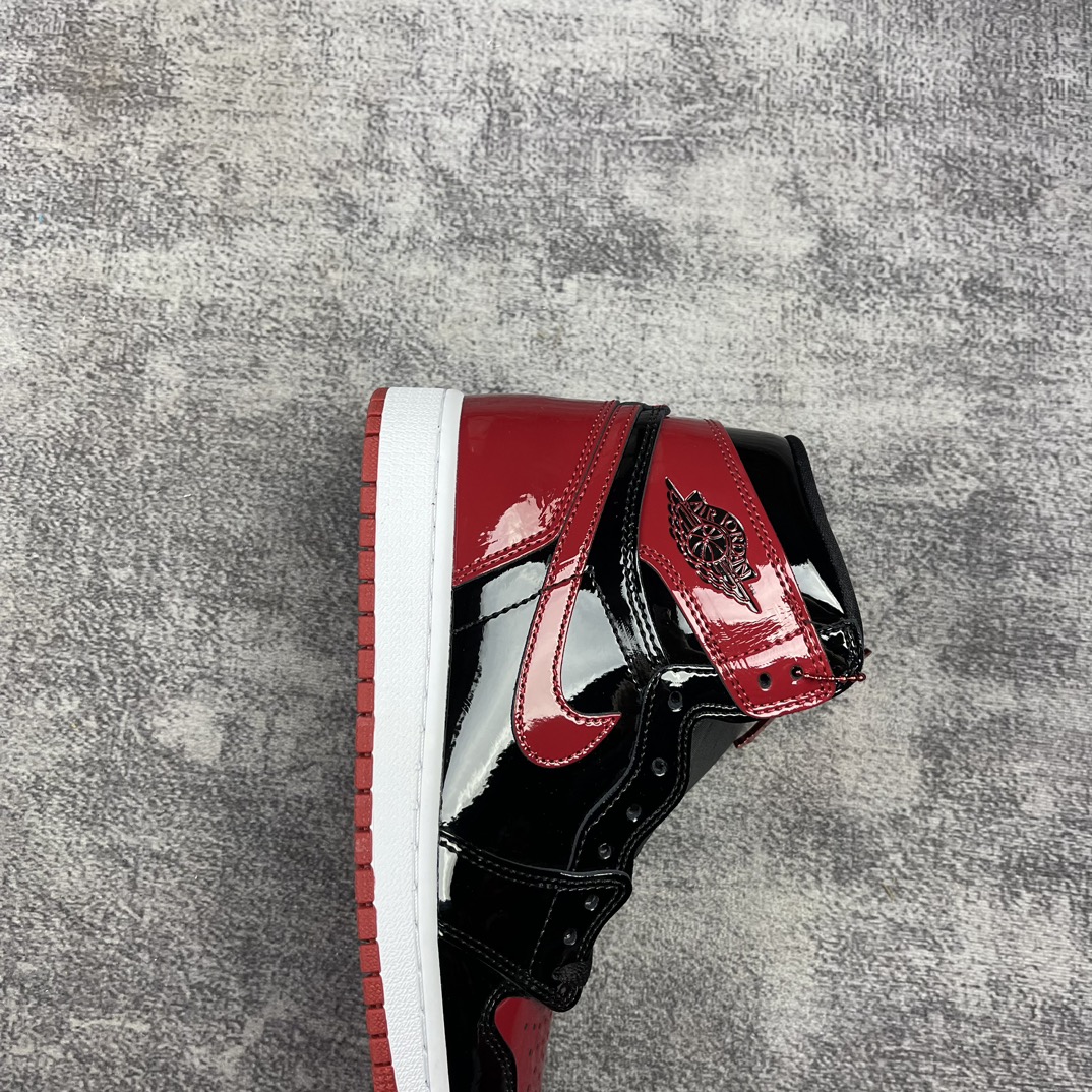 Air Jordan AJ1 Retro High Air Jordan AJ1 Retro High