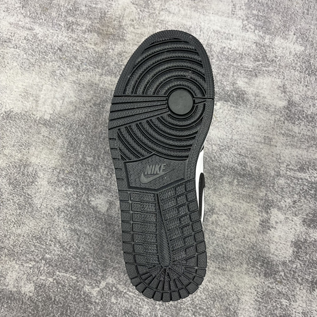 Air Jordan AJ1 Retro High Air Jordan AJ1 Retro High