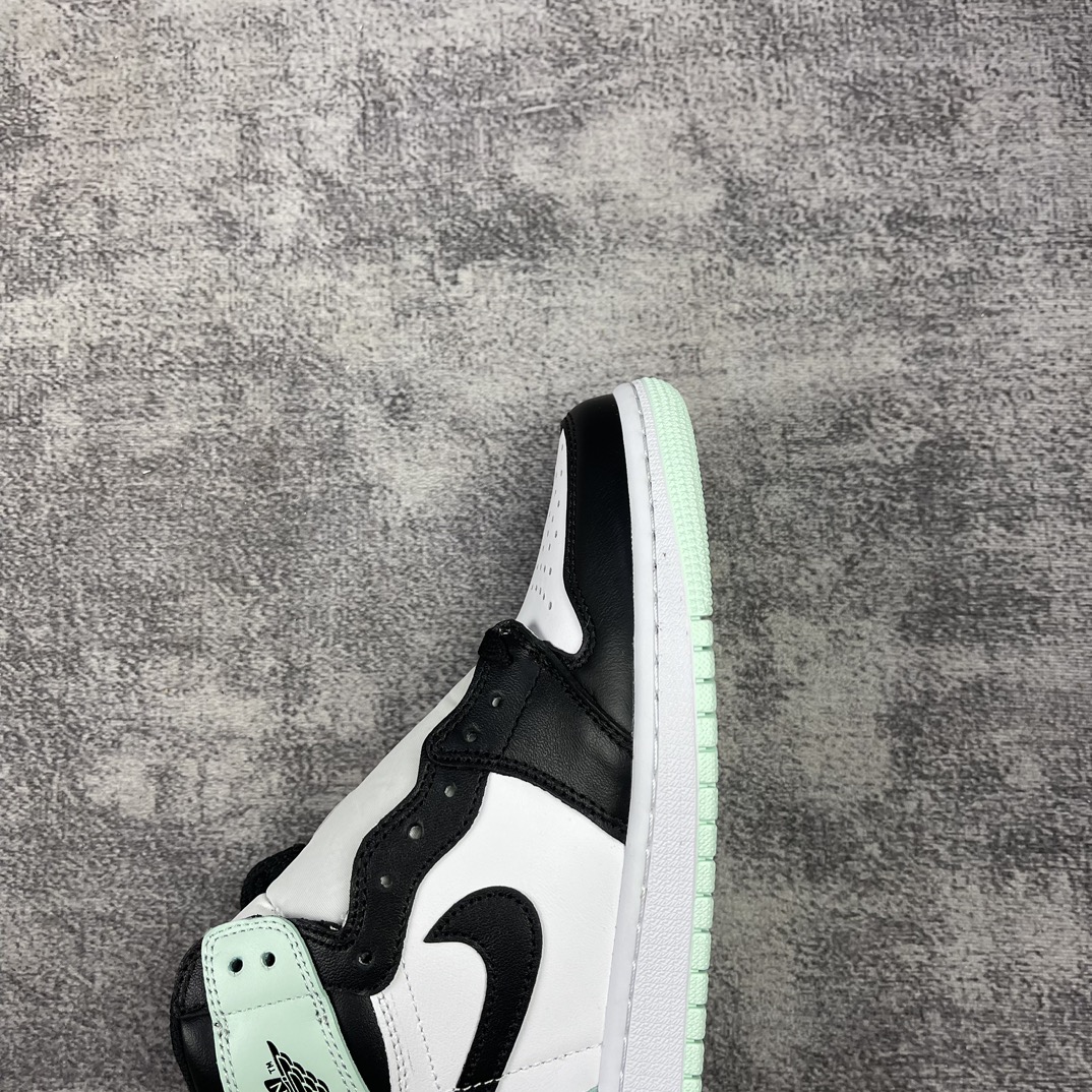 Air Jordan AJ1 Retro High Air Jordan AJ1 Retro High