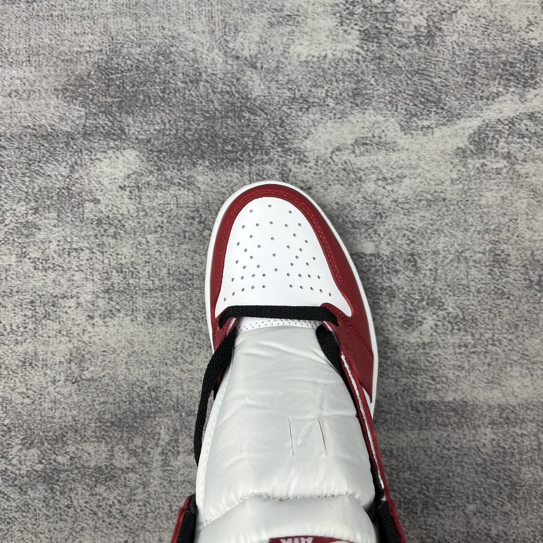 Air Jordan AJ1 Retro High Air Jordan AJ1 Retro High