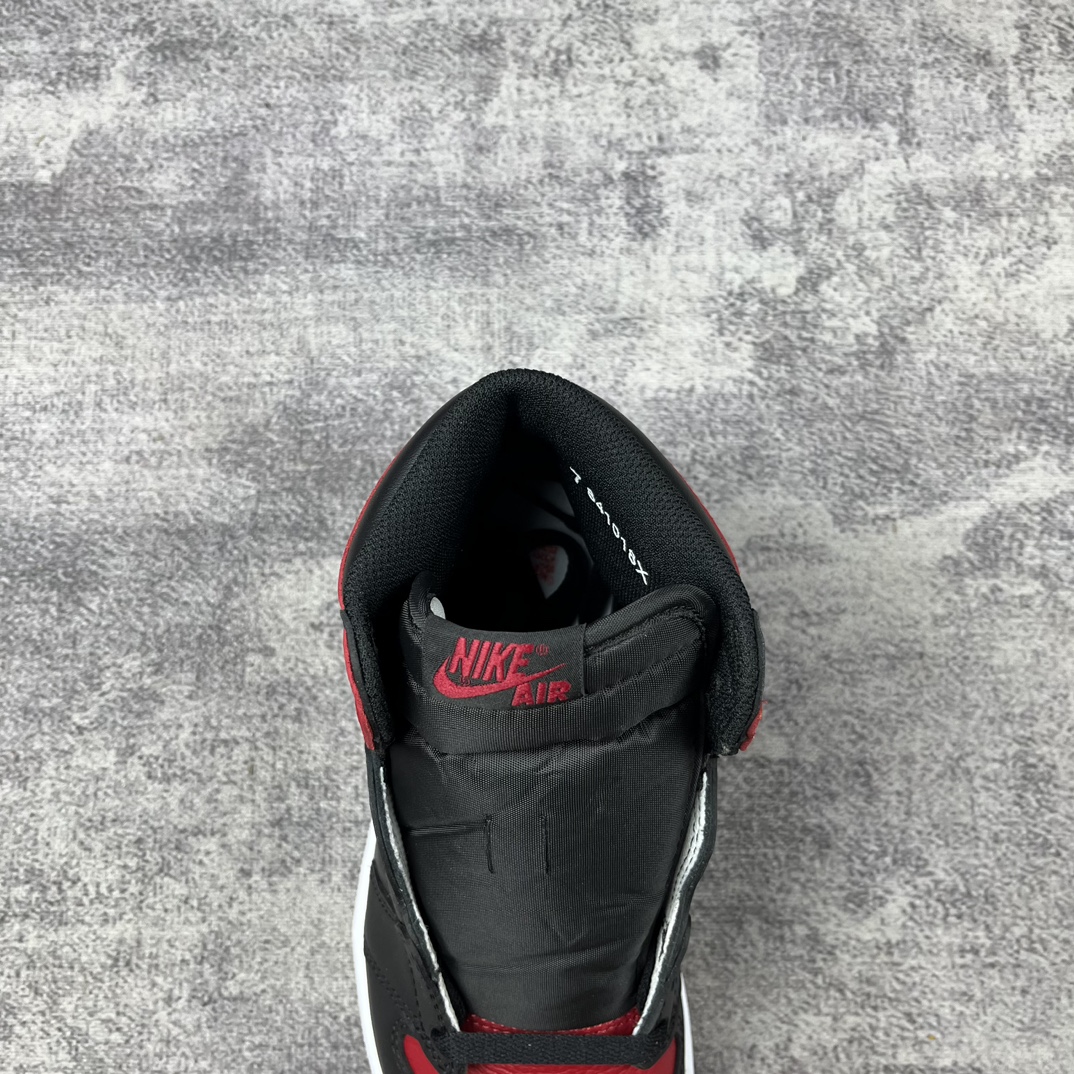 Air Jordan AJ1 Retro High Air Jordan AJ1 Retro High