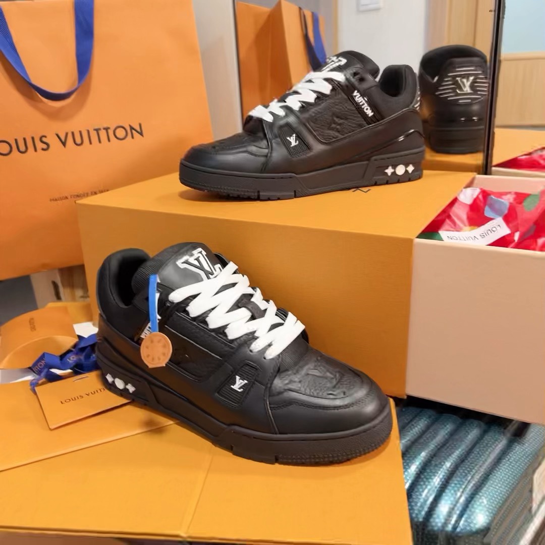 🌹🌹Nuevo color mujer 35-40. Hombre 39-45! 460
