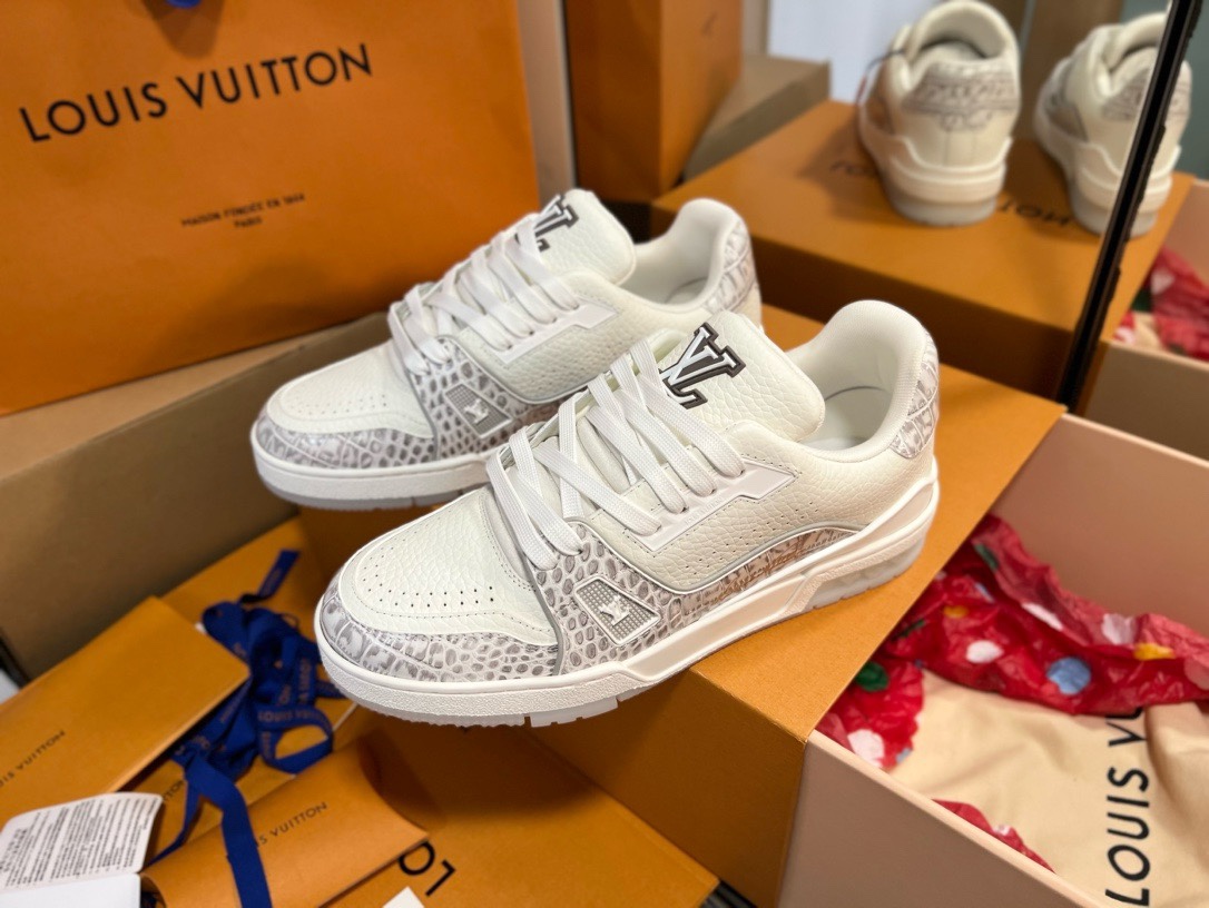 Louis Vuitton LV TARINE路易威登 驴牌 L家 喜马拉雅 压花 休闲 运动鞋 滑板鞋
