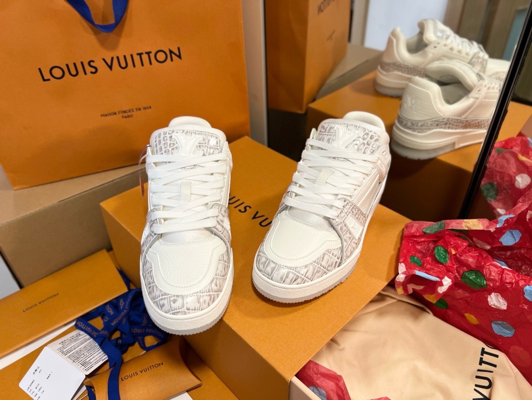 Louis Vuitton LV TARINE路易威登 驴牌 L家 喜马拉雅 压花 休闲 运动鞋 滑板鞋