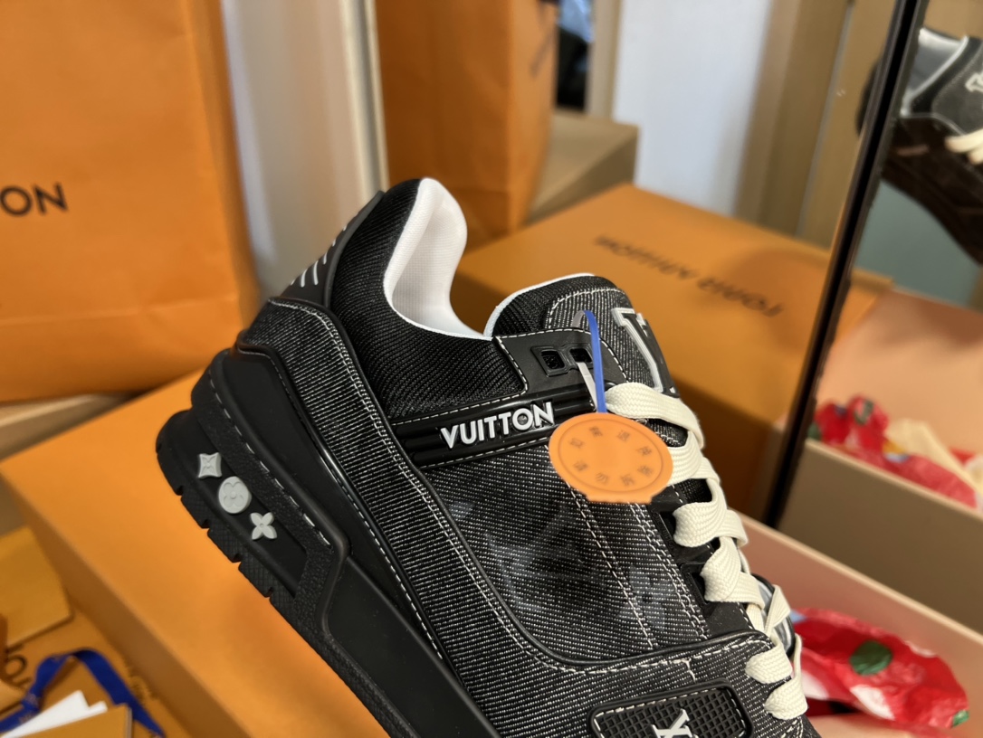 Louis Vuitton Denim Trainer Sneaker - Stylish & Comfortable Design 7 i1742550320 2343 5