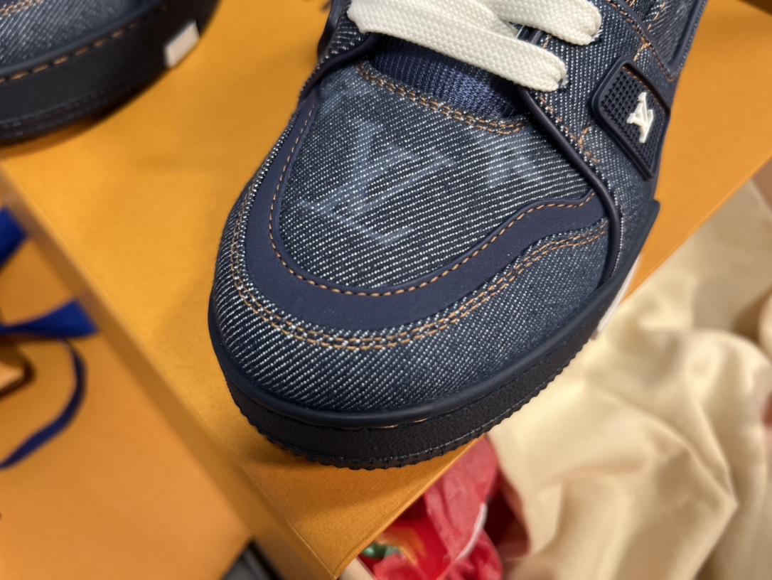 Louis Vuitton Denim Trainer Sneakers for Men and Women, Fashionable & Stylish 3 i1742550514 2562 4