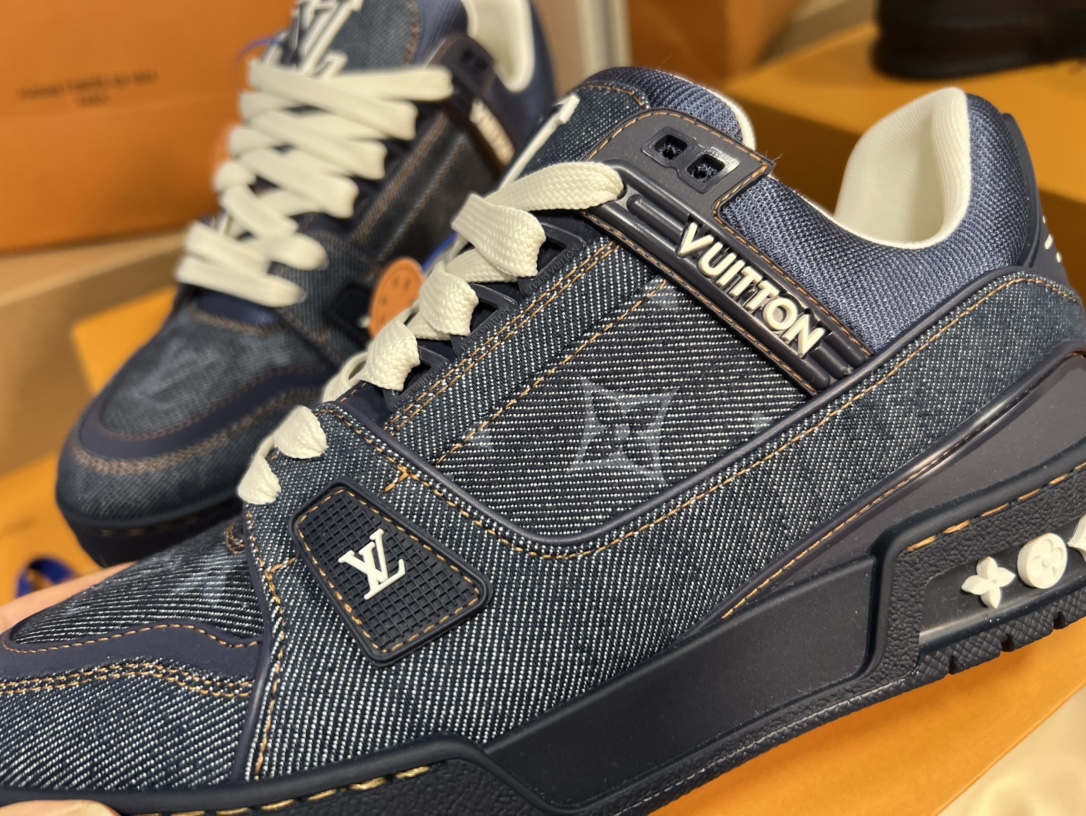 Louis Vuitton Denim Trainer Sneakers for Men and Women, Fashionable & Stylish 4 i1742550520 6930 0