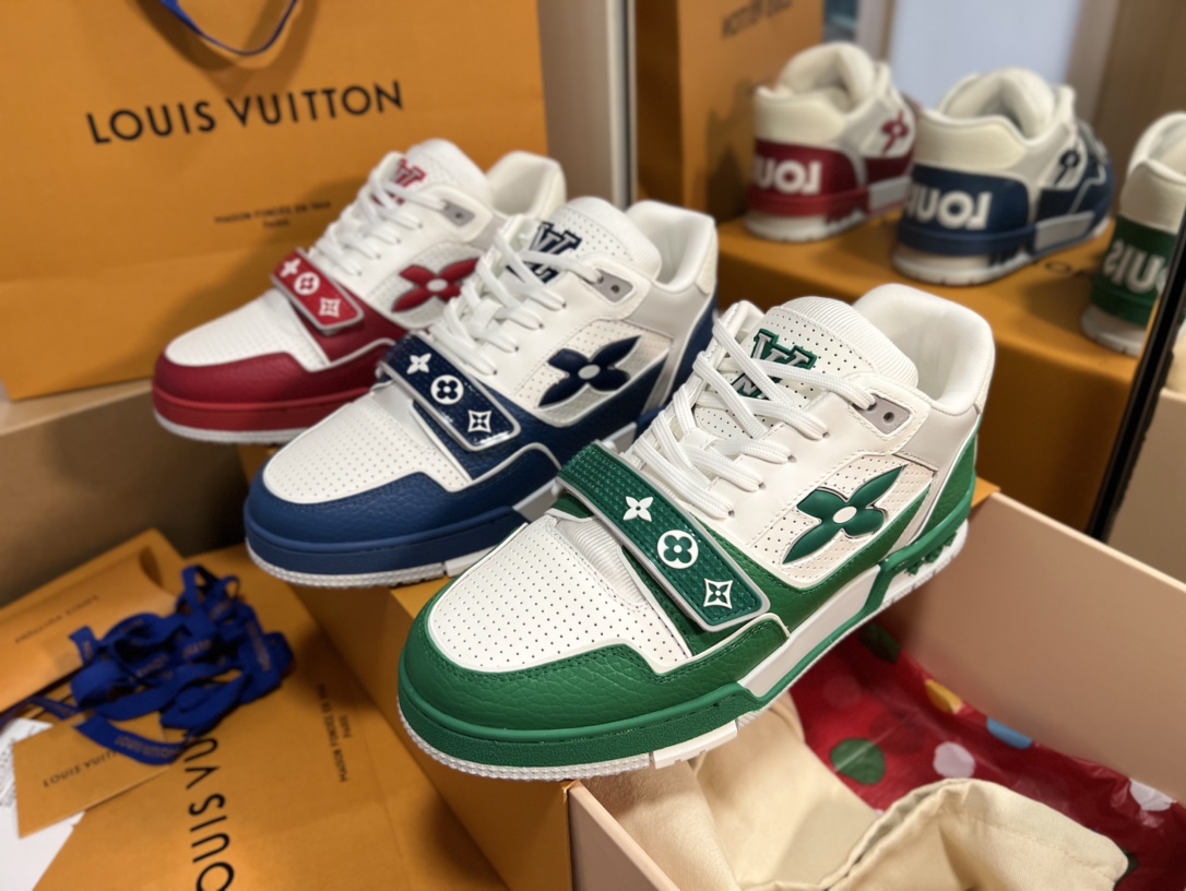 Louis Vuitton Trainer Sneakers: Stylish & Comfortable Fashion Sneakers