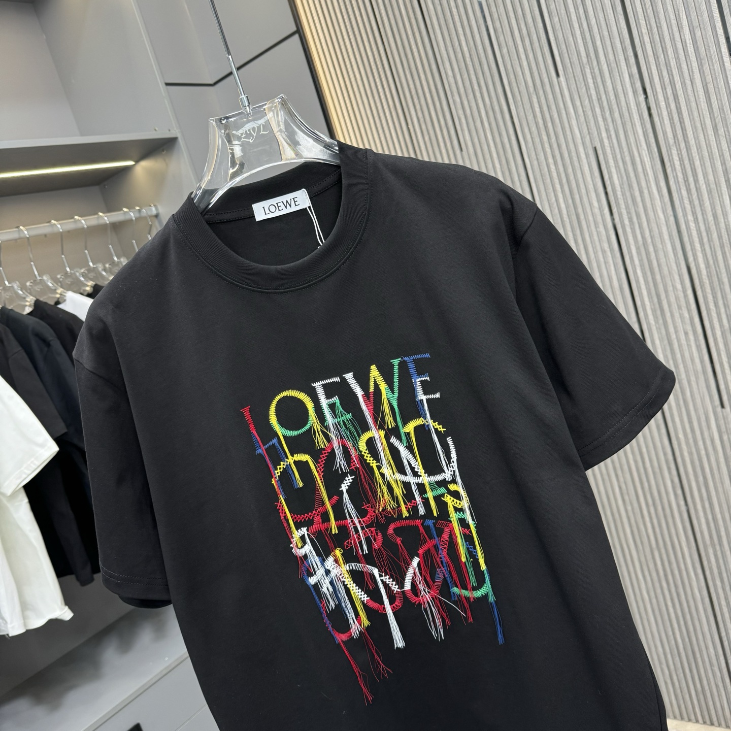 Loewe 罗意威 25FW春夏新款圆领T恤 采用重磅260G双纱精梳棉材质