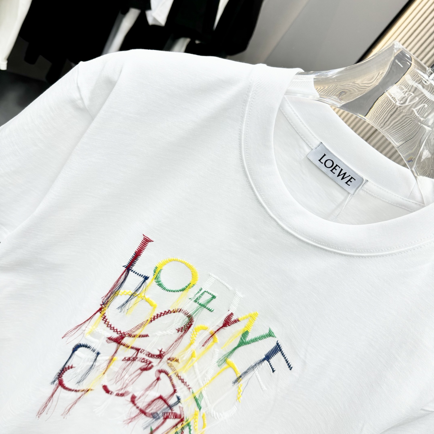 Loewe 罗意威 25FW春夏新款圆领T恤 采用重磅320G双纱精梳棉材质