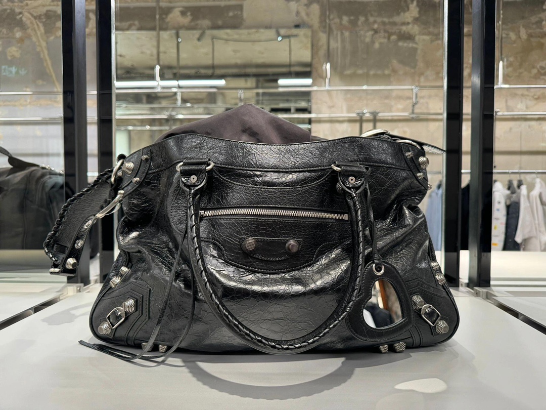 [Balenciaga Women