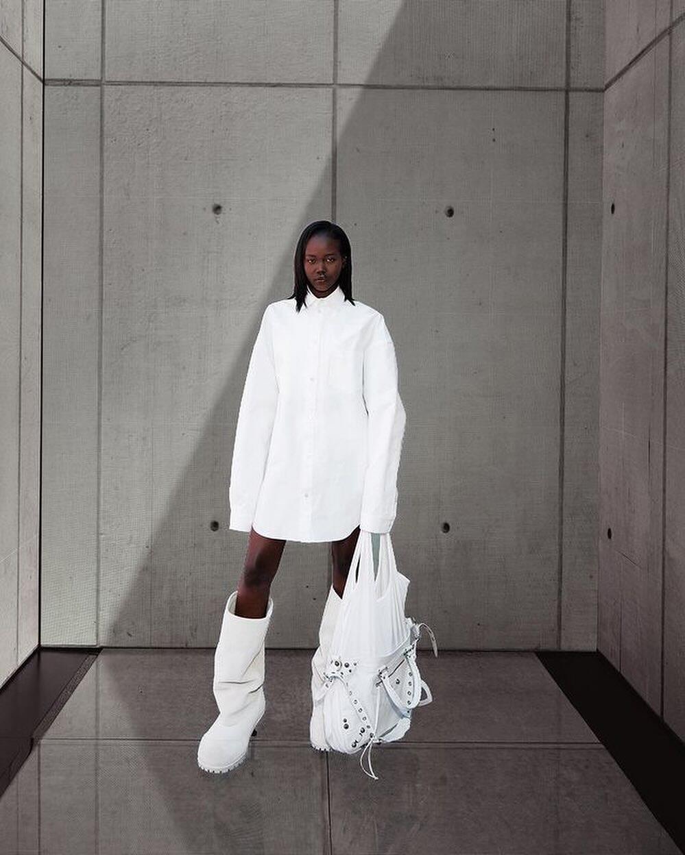 [Balenciaga Women