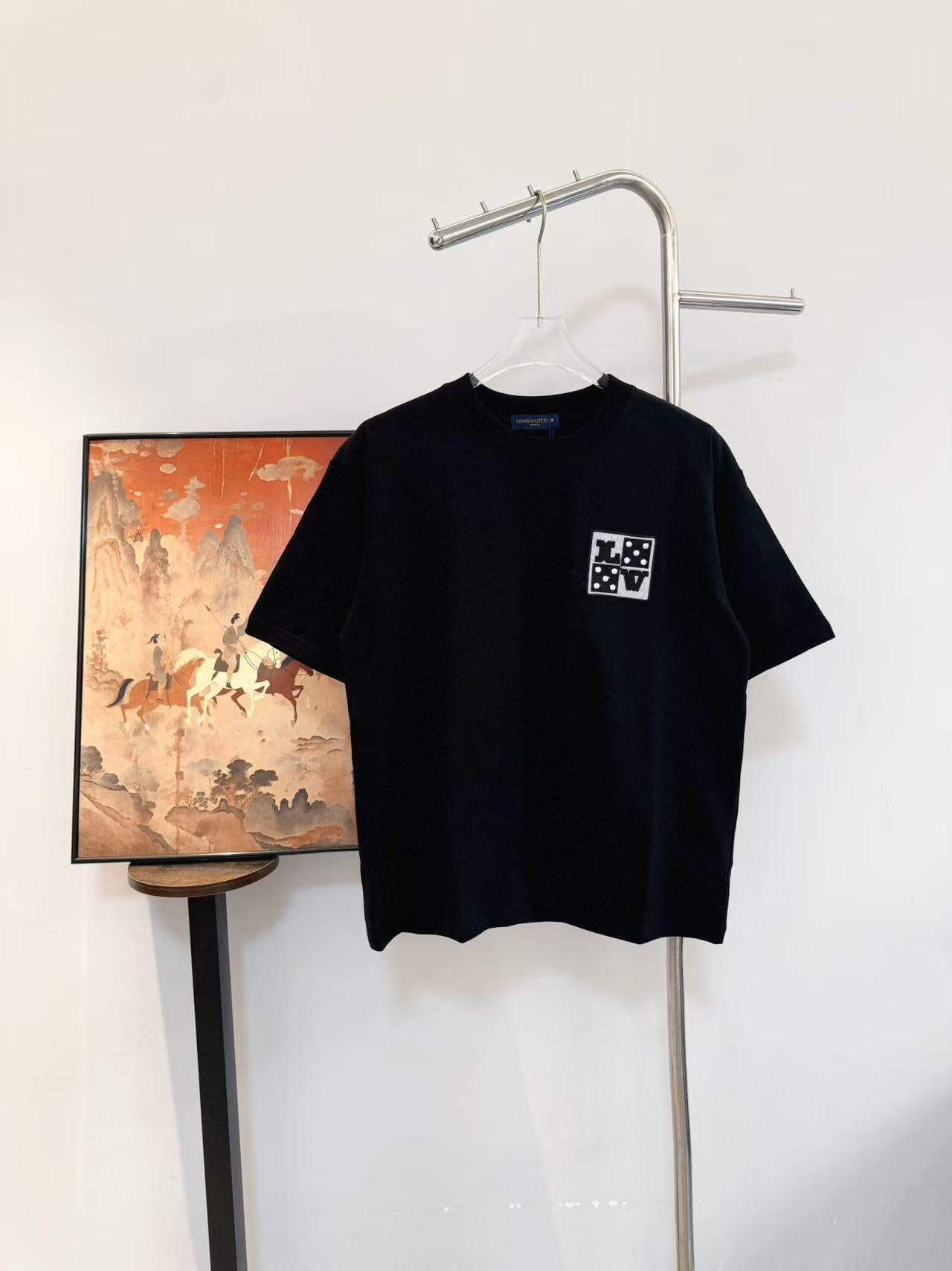 P80 LV dado cinco puntos bordado letras camiseta de manga corta, tela de algodón puro 280g, 32 cabos dobles, al tacto m…